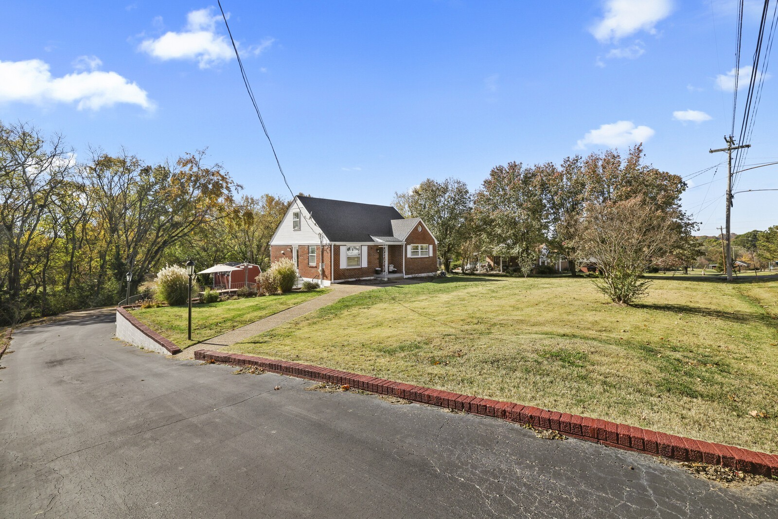 616 Vinson Dr