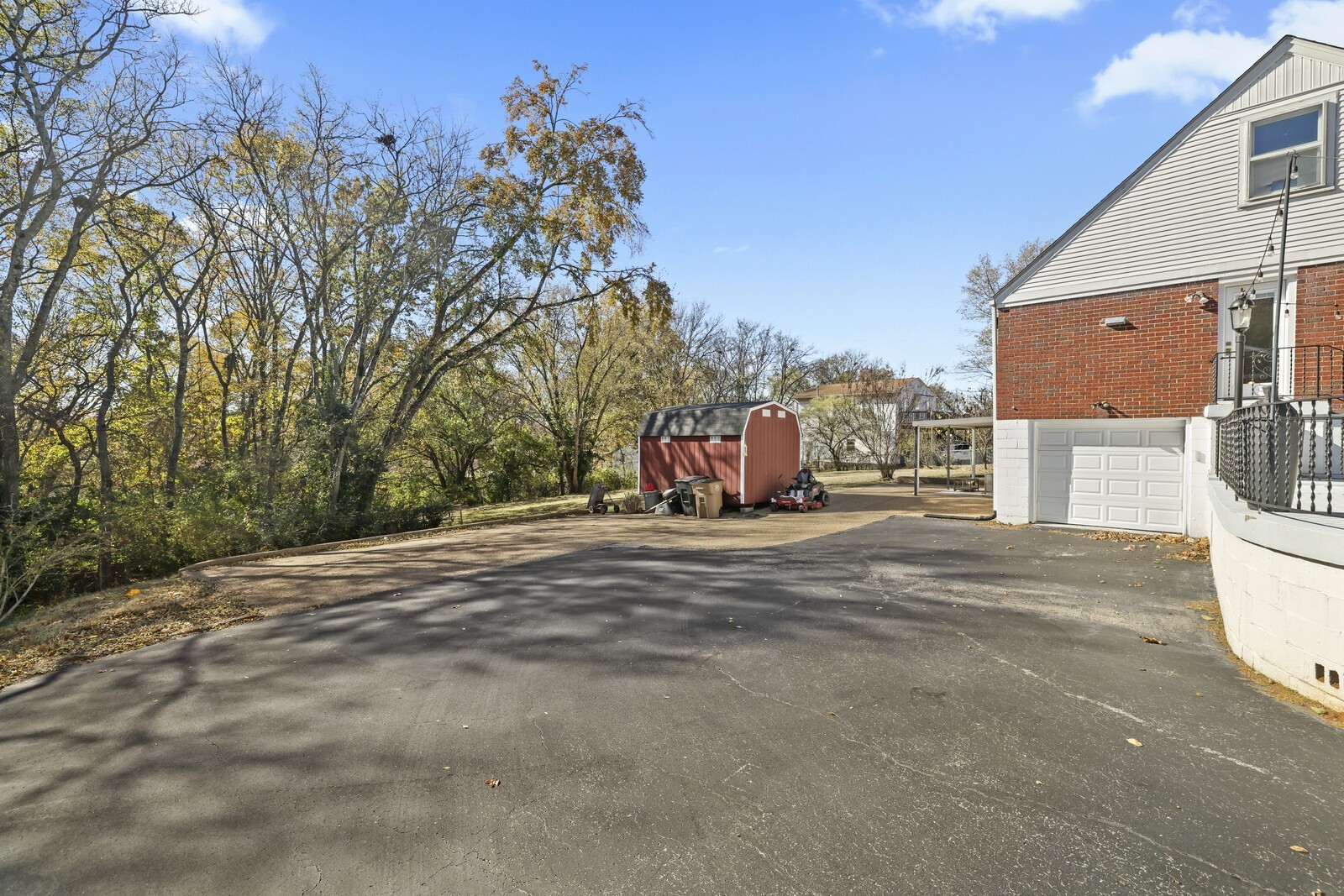 616 Vinson Dr