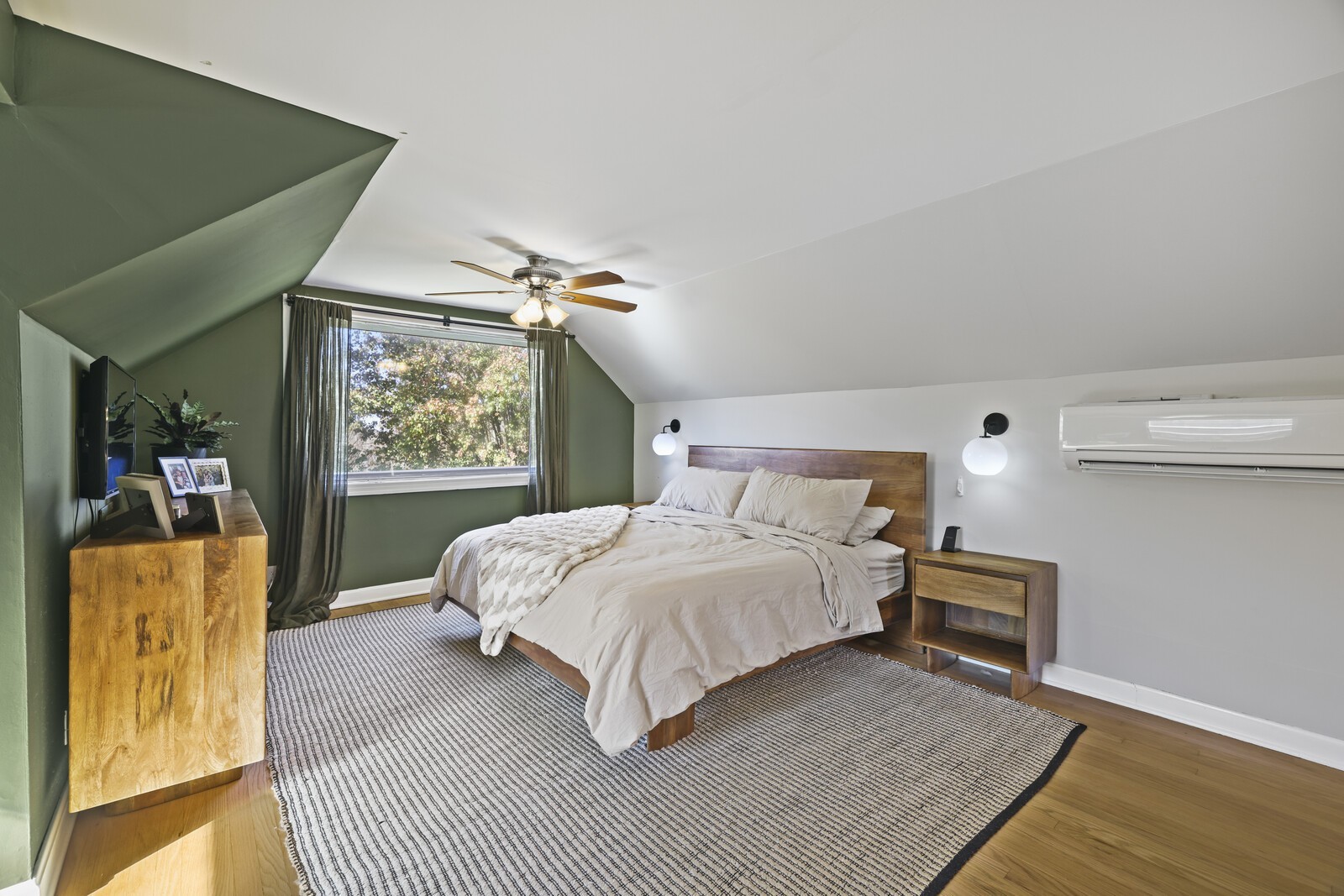 616 Vinson Dr