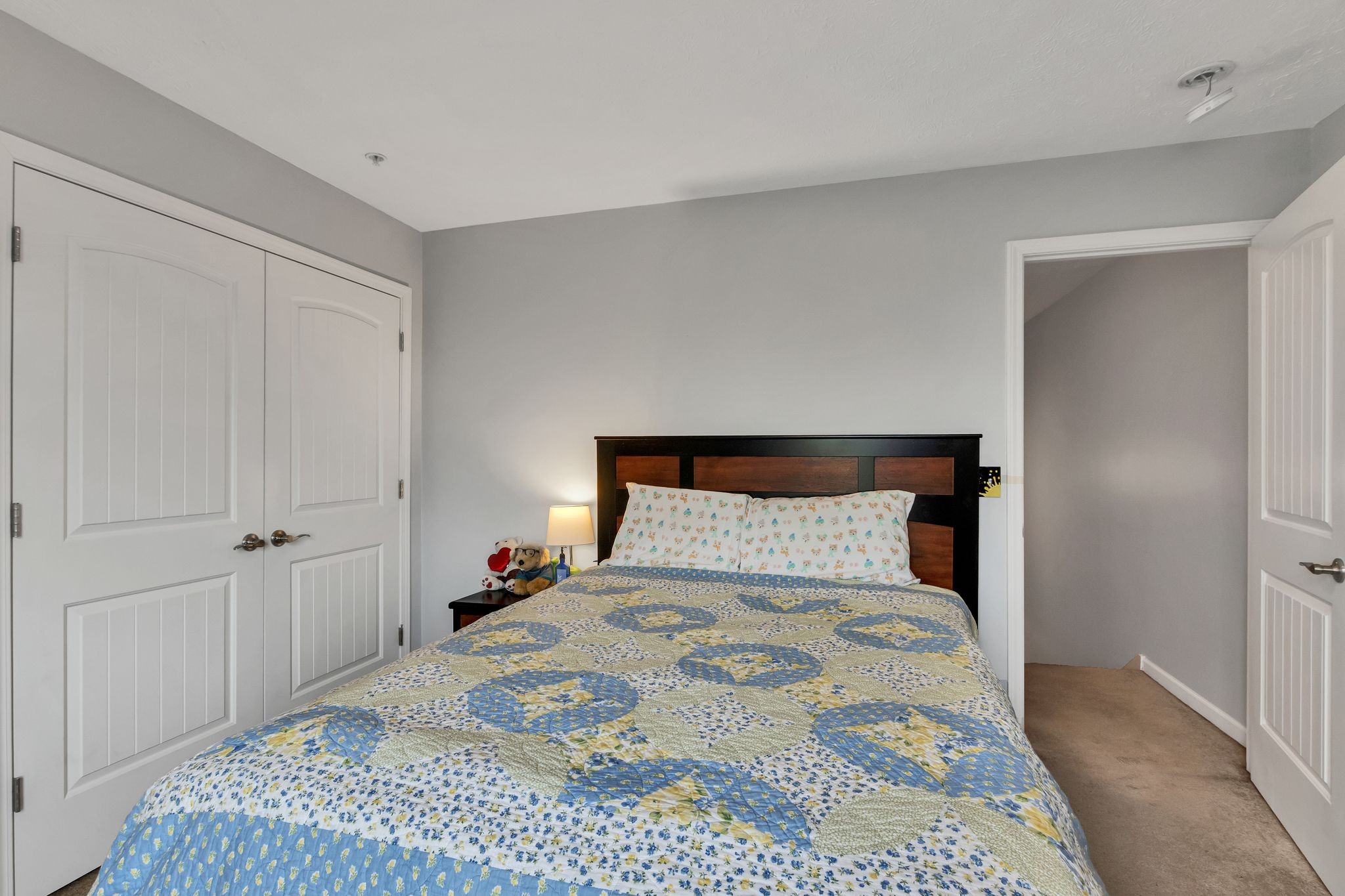 2413 New Holland Cir