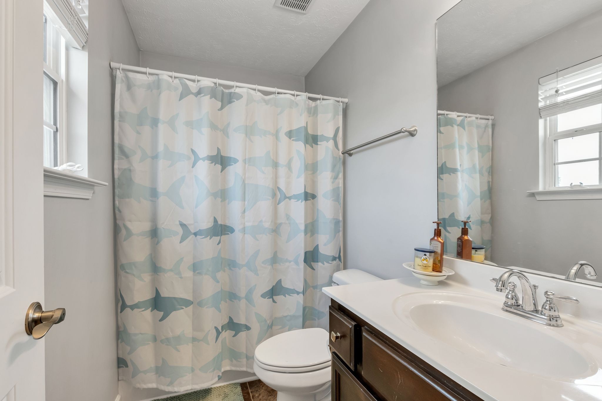 2413 New Holland Cir