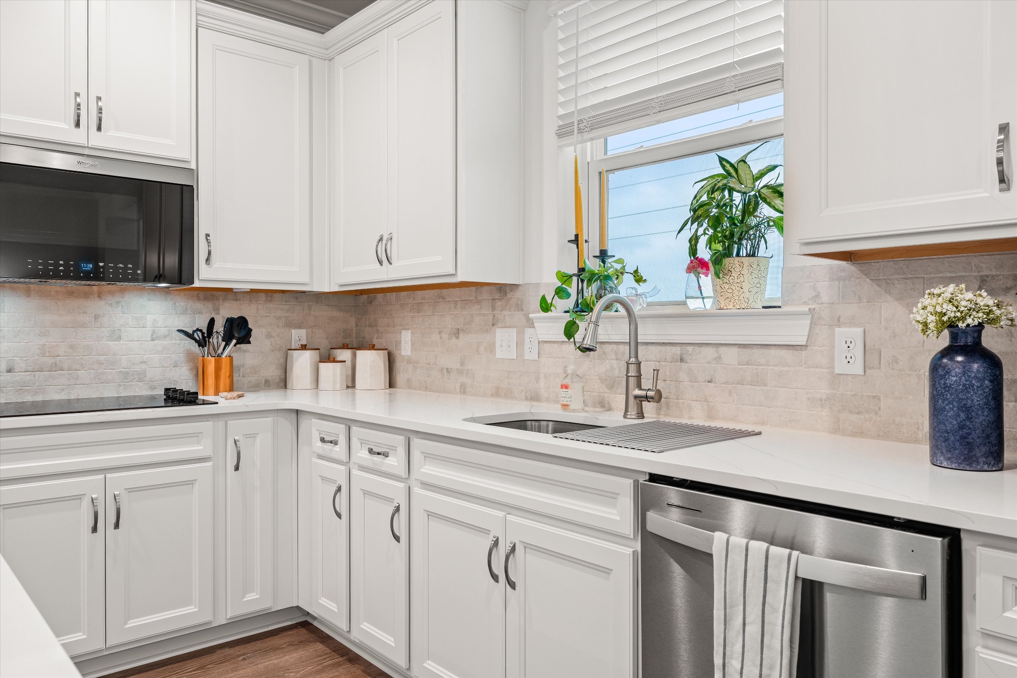 4020 Willow Belle Dr