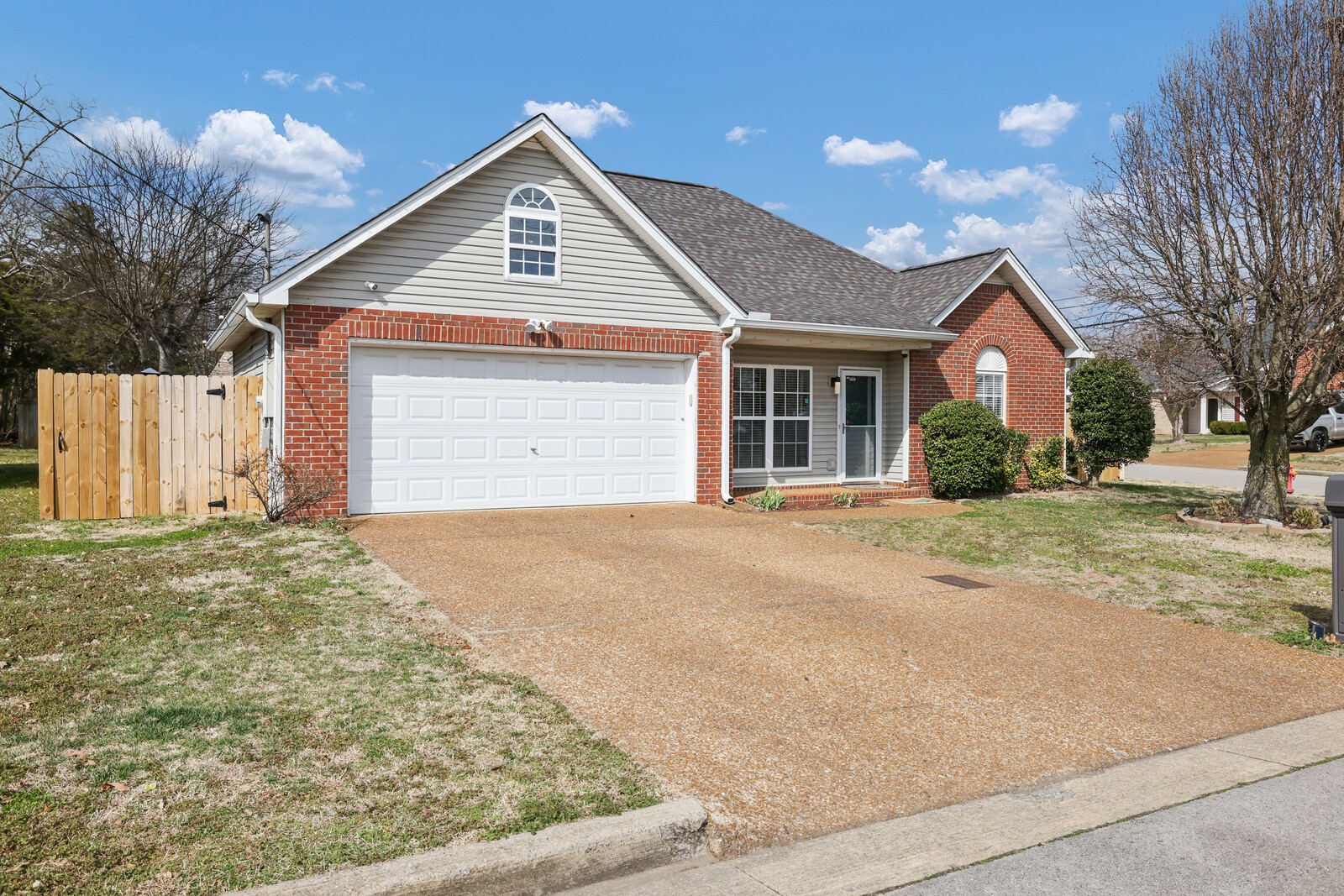 800 Thomas Bay Ct
