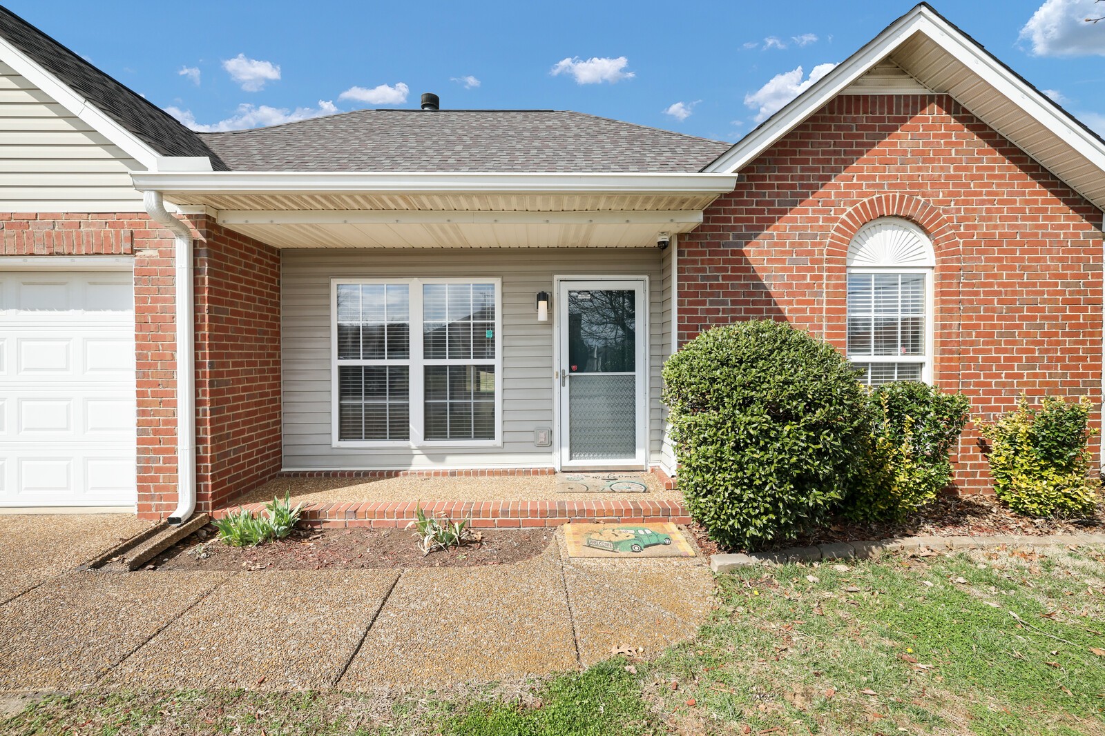 800 Thomas Bay Ct
