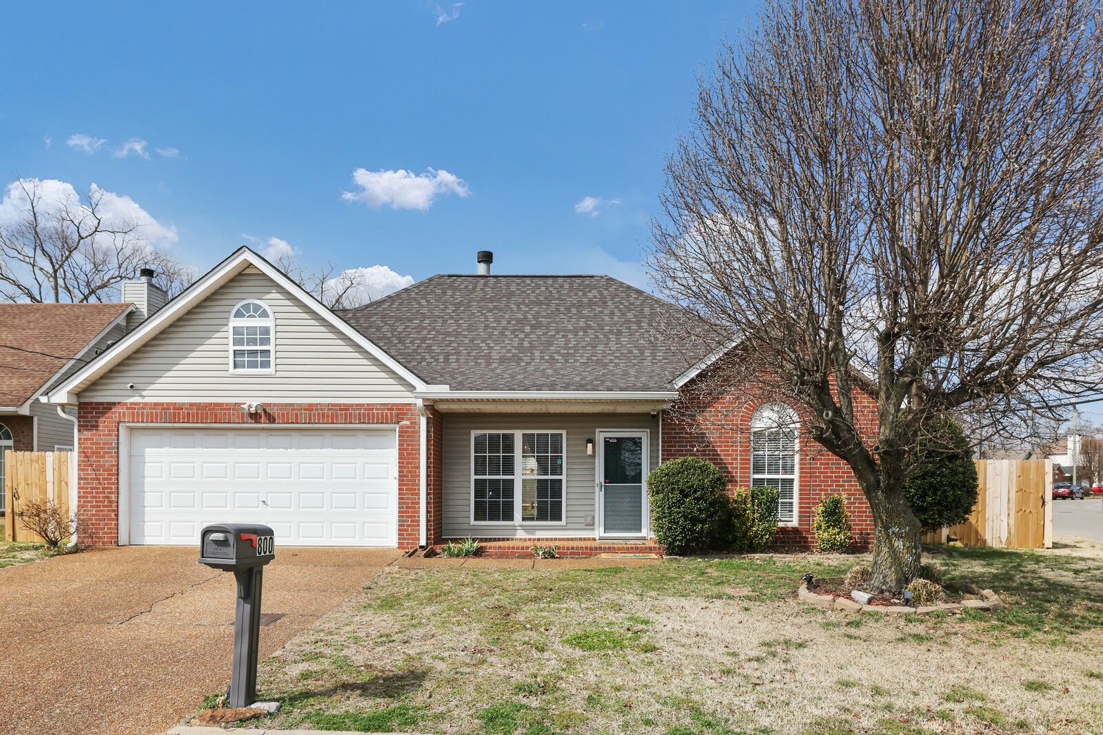 800 Thomas Bay Ct