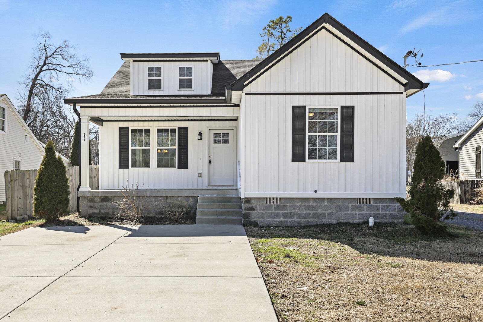 294 Morton Ave
