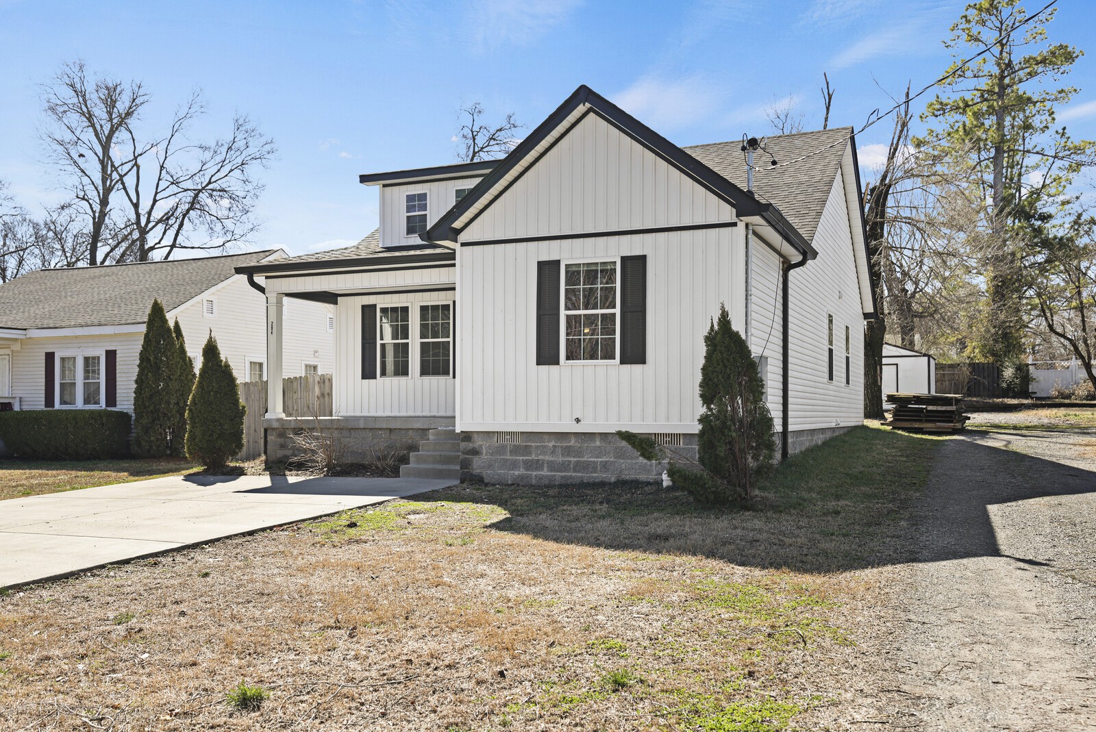 294 Morton Ave