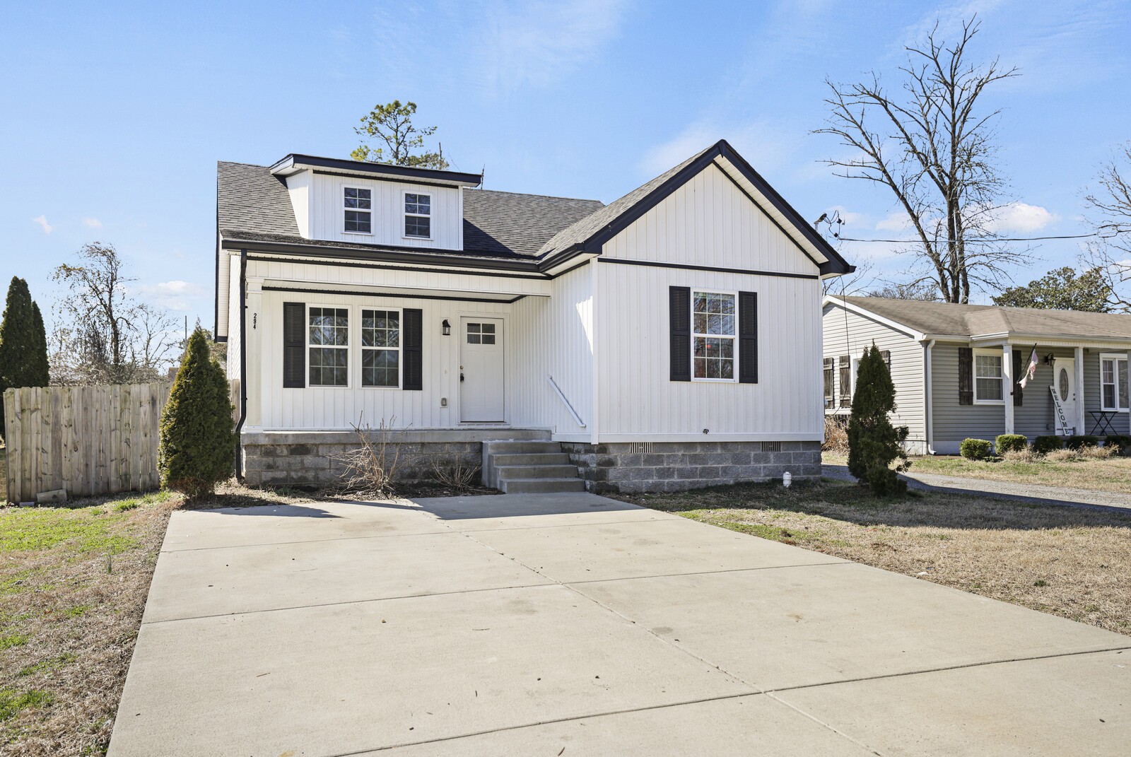294 Morton Ave