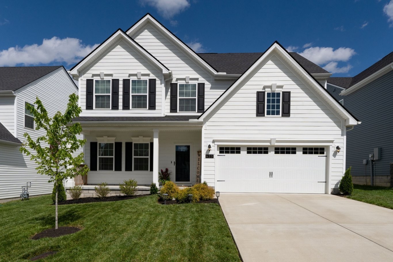 825 Raintree Dr