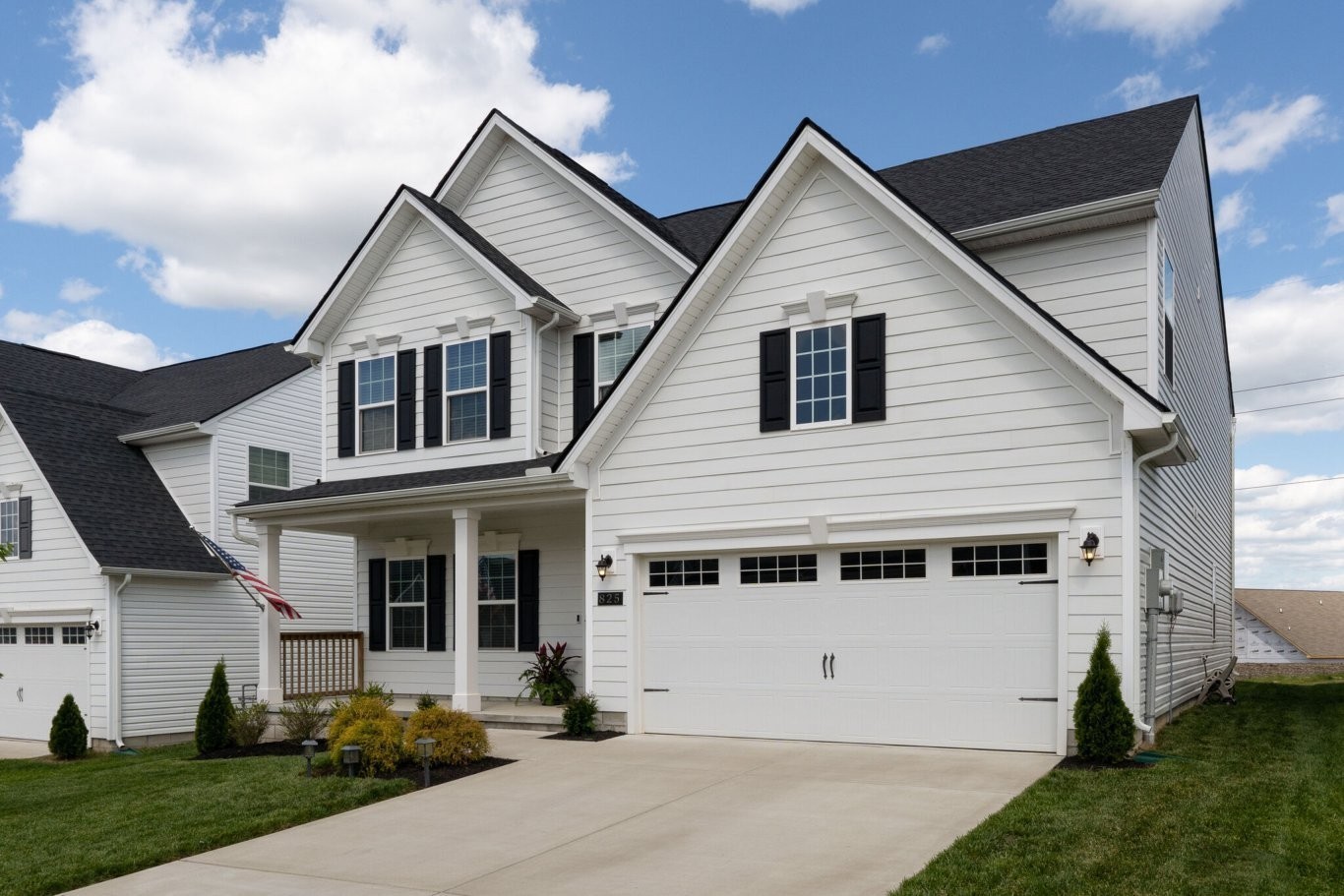 825 Raintree Dr