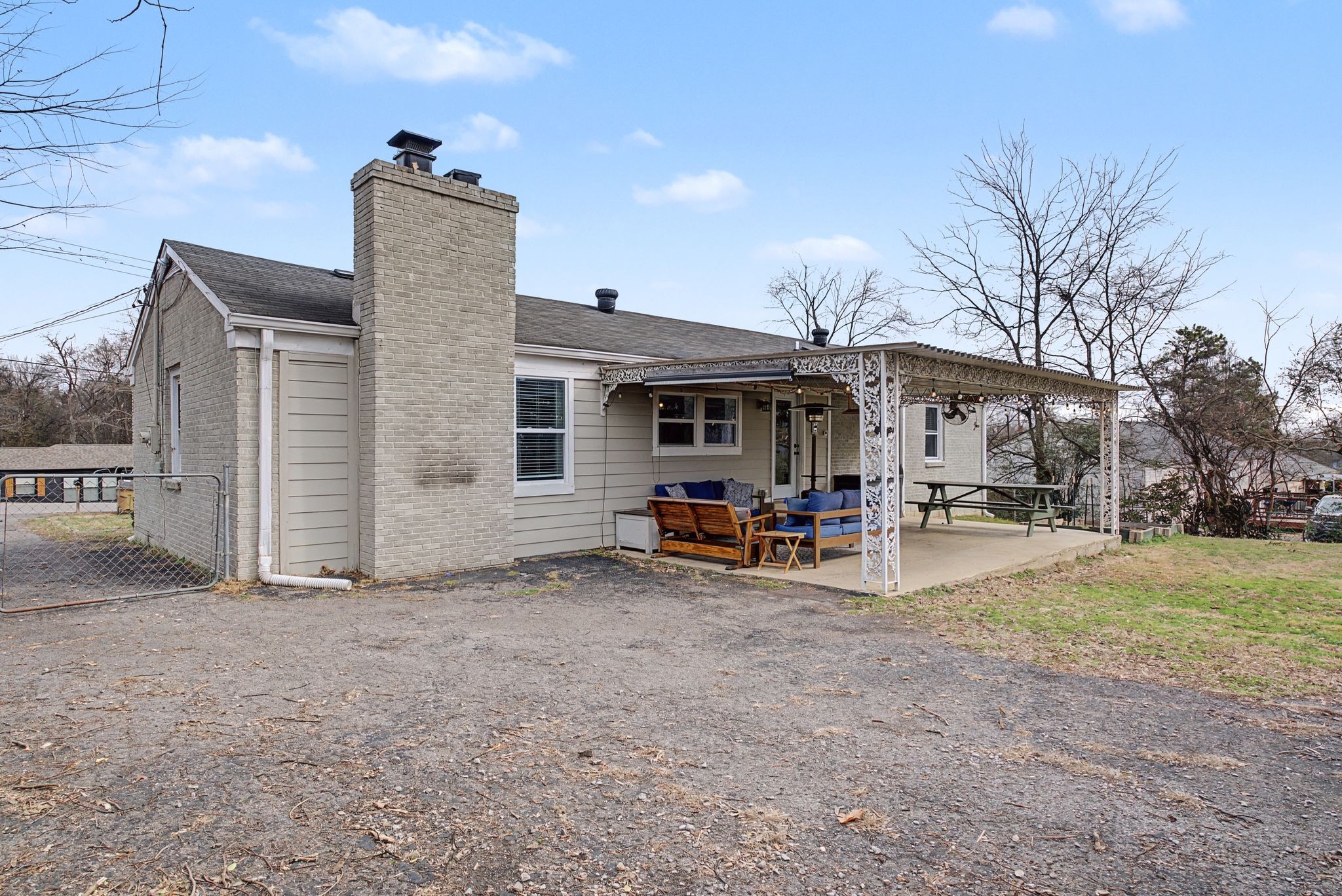 809 Chadwell Dr