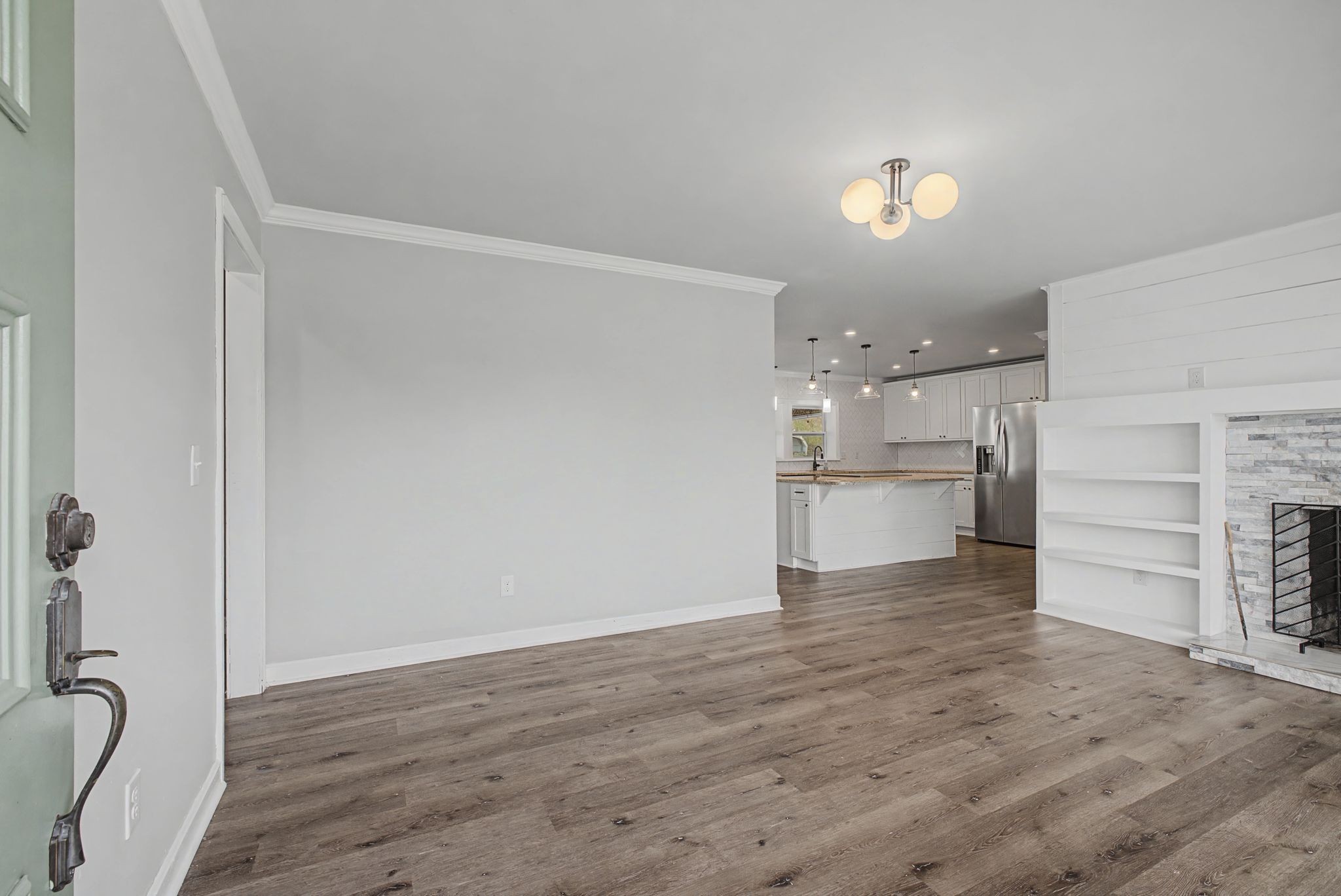 809 Chadwell Dr