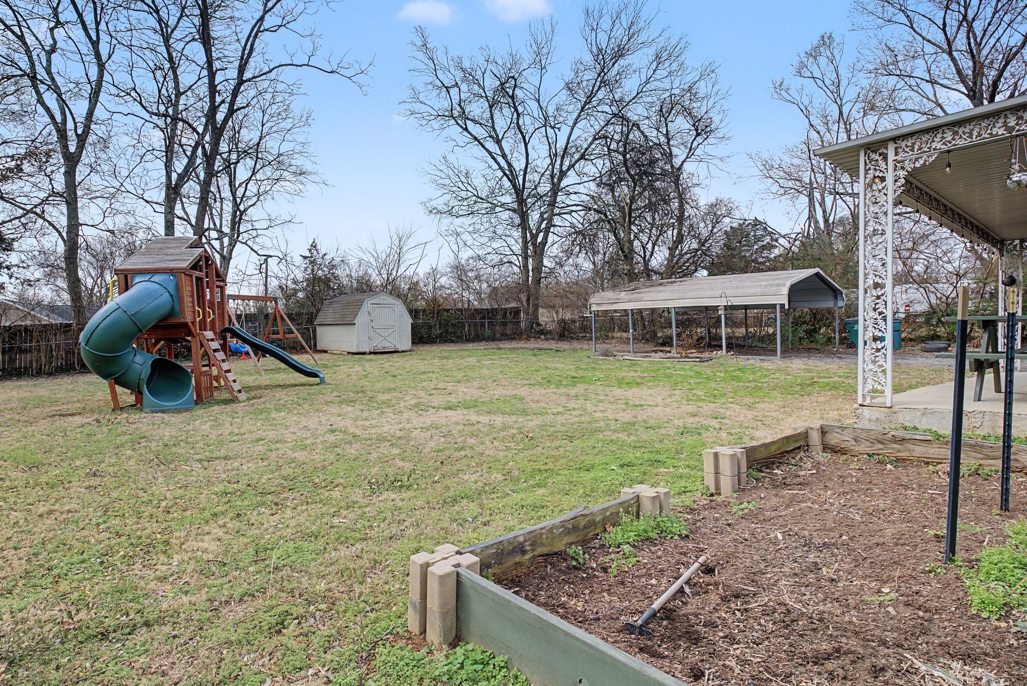 809 Chadwell Dr