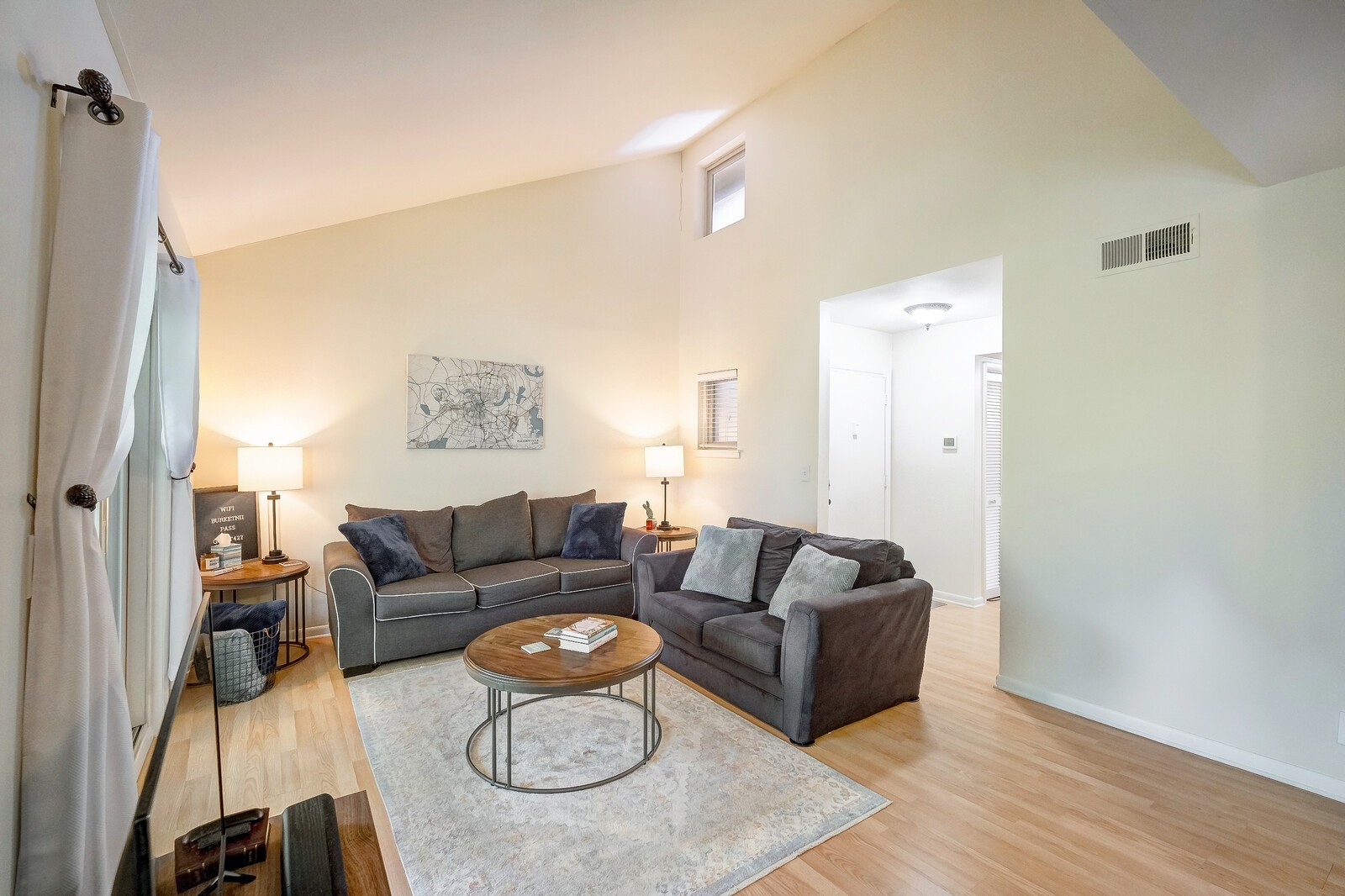 427 Summit Ridge Pl