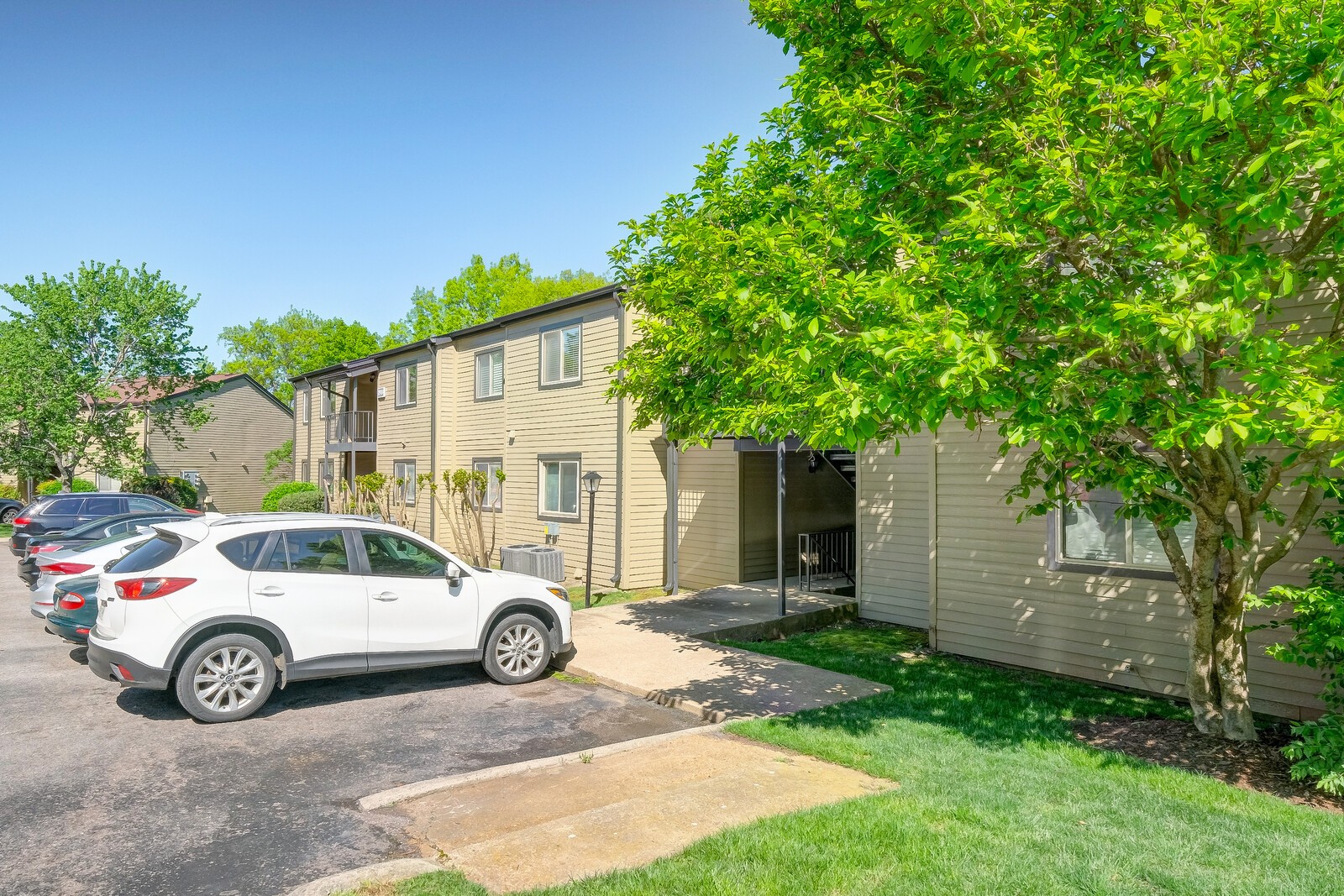 427 Summit Ridge Pl
