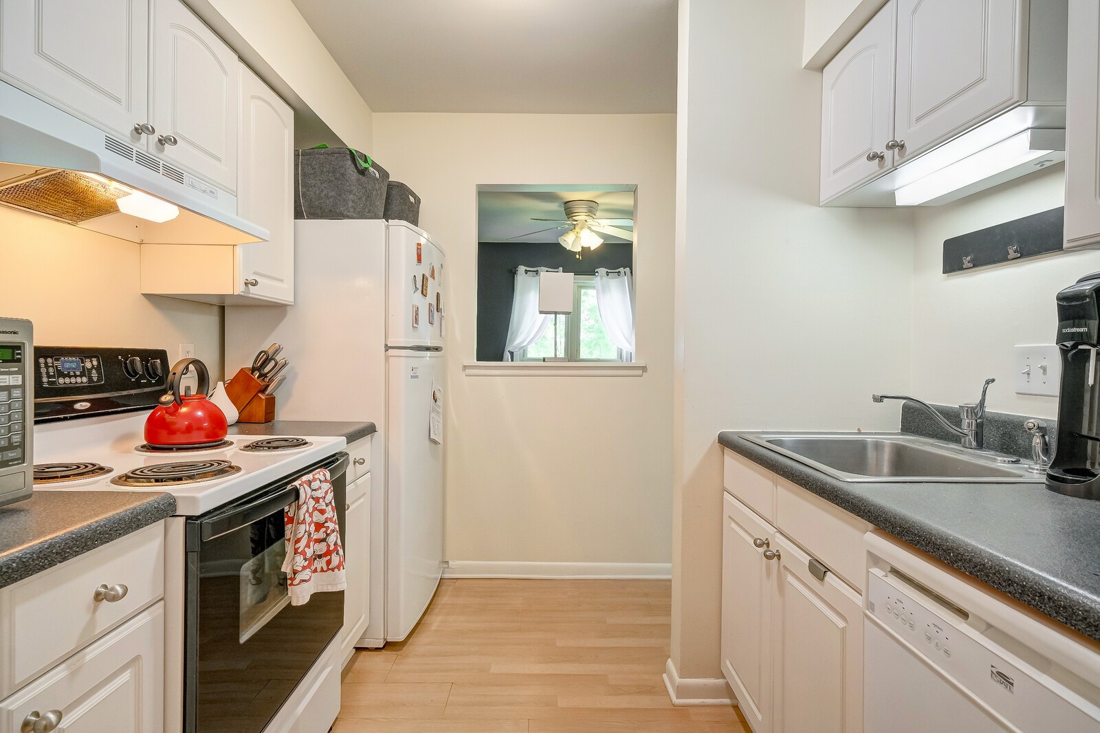 427 Summit Ridge Pl