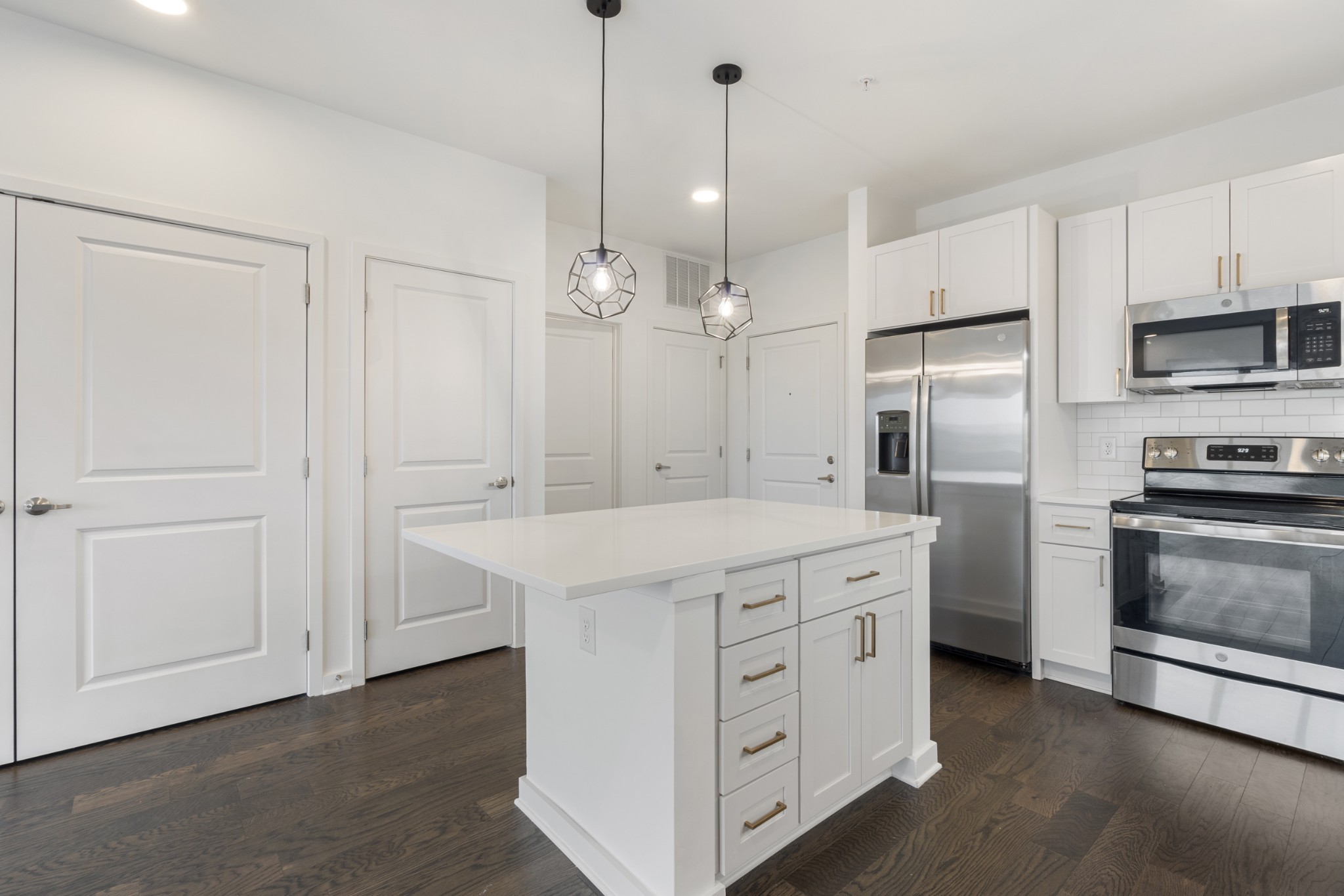 1677 54th Ave, N Unit: 340