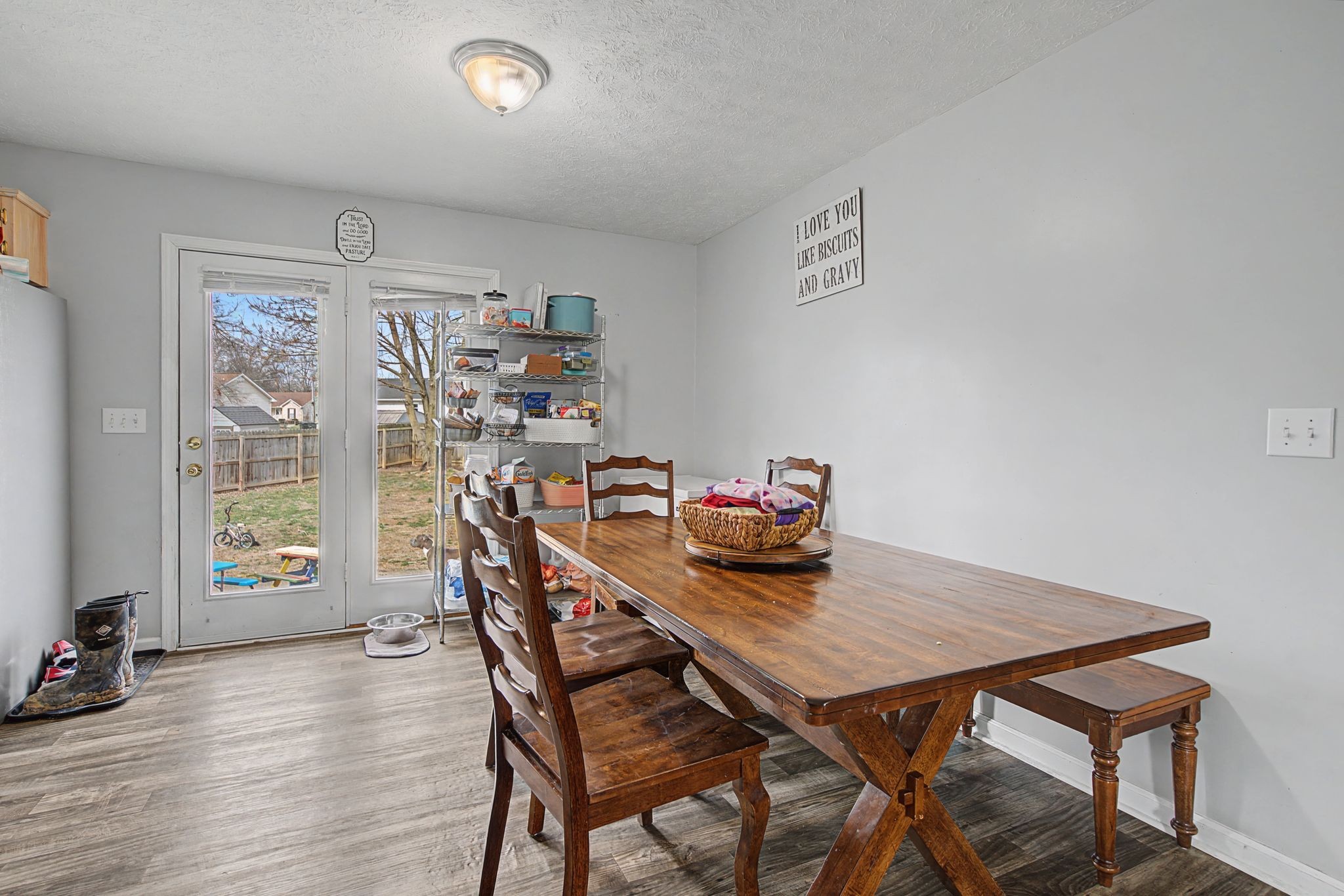 105 Cora St