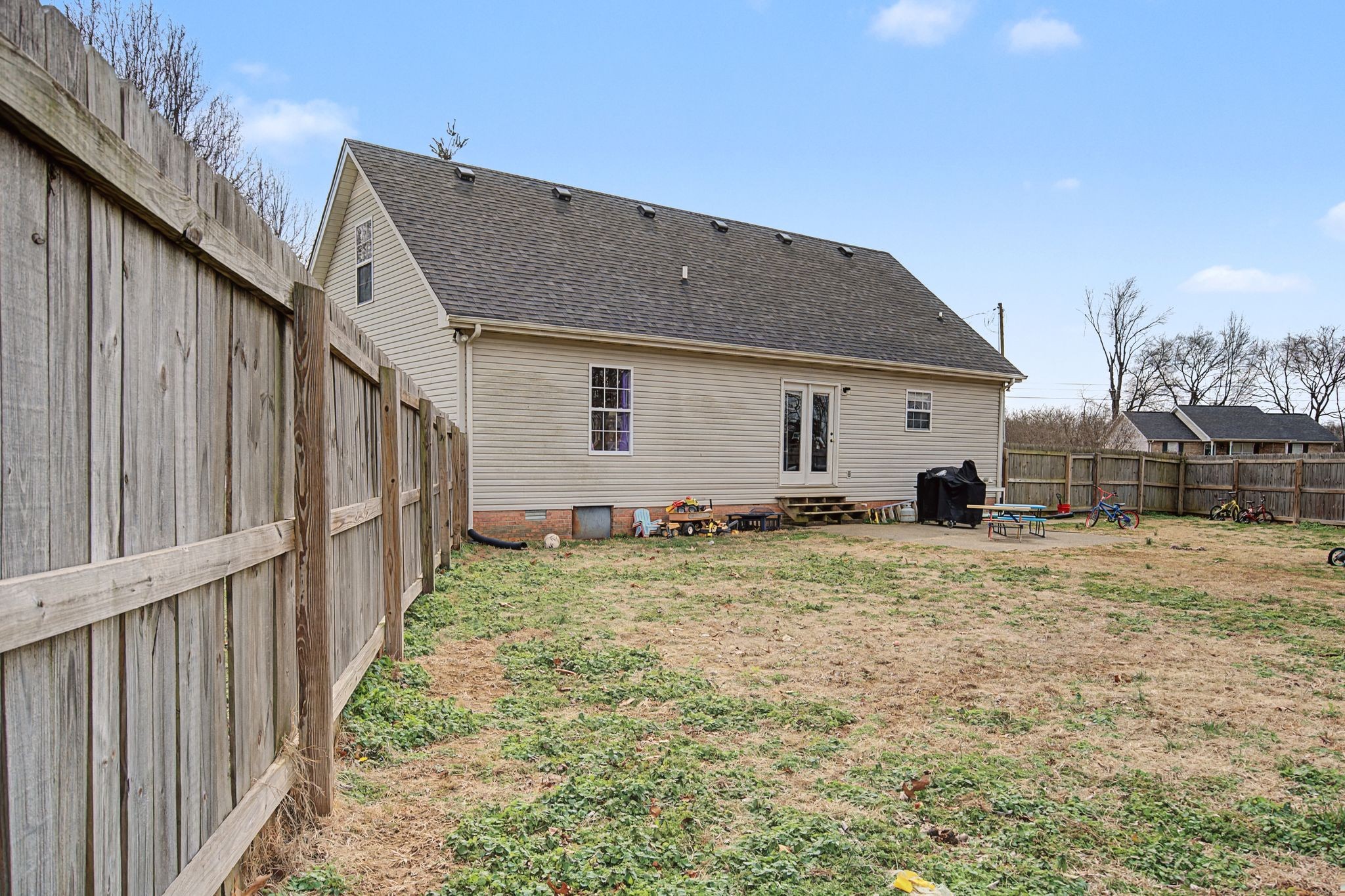 105 Cora St