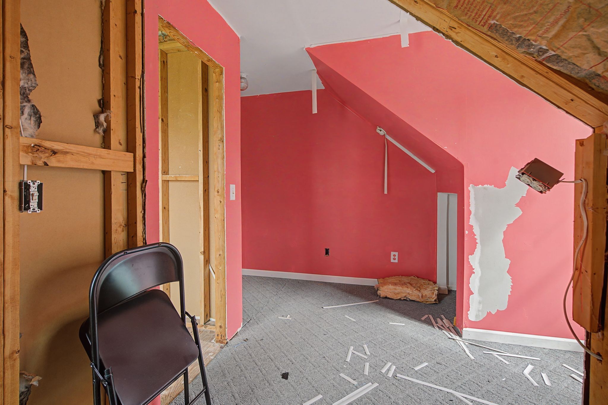 105 Cora St