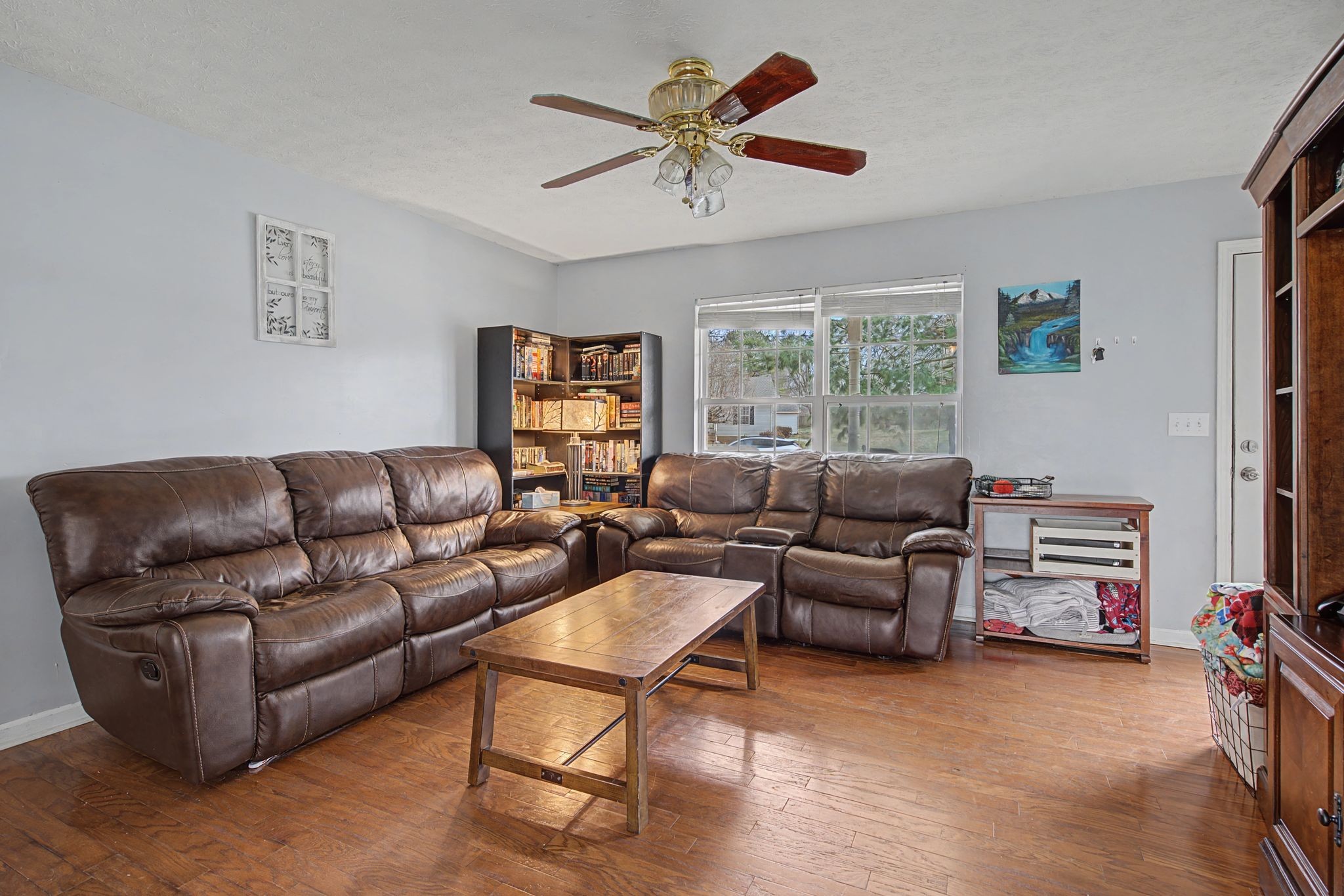 105 Cora St