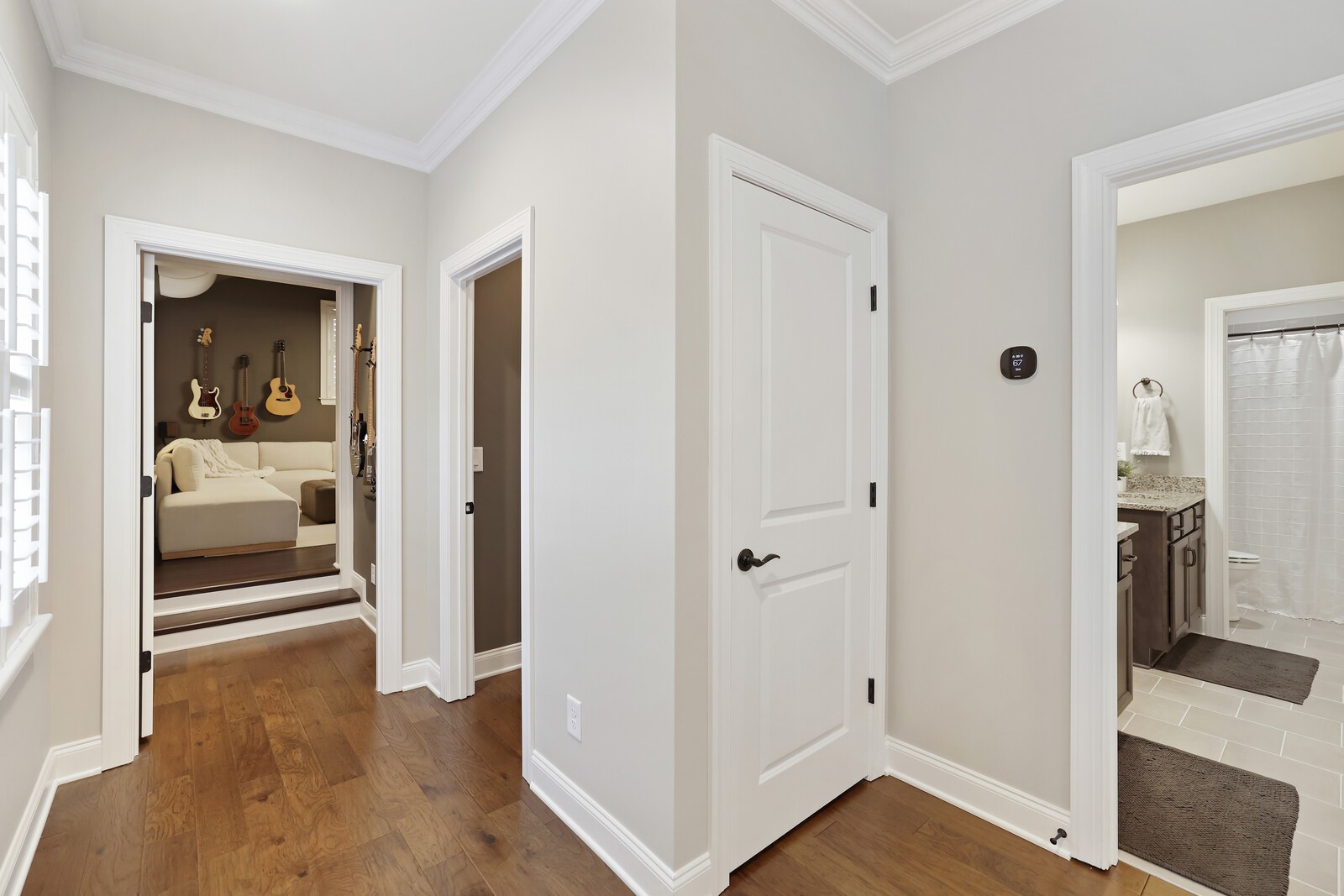 545 Sydenham Dr