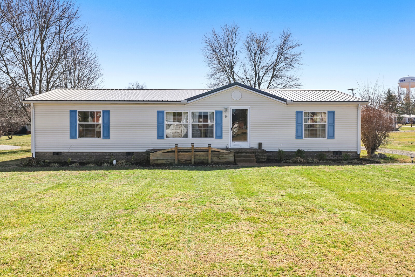 108 Bobsway Dr