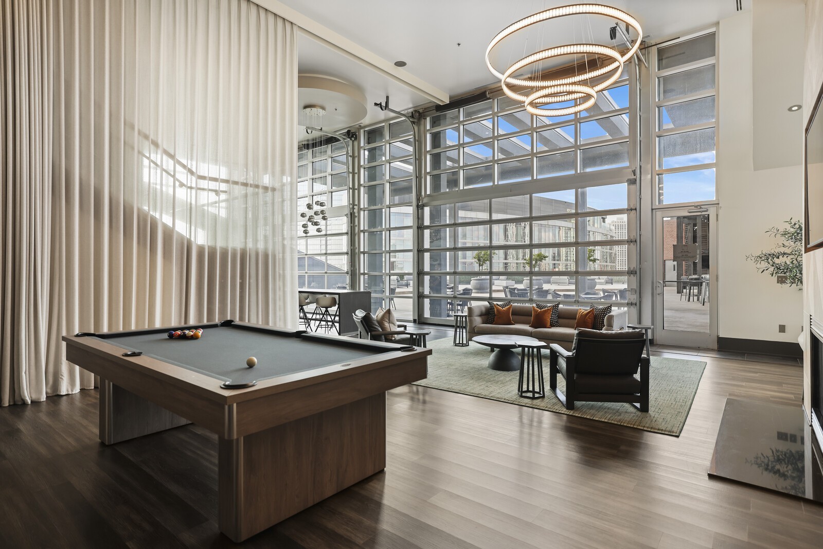 600 12th Ave S Unit: 620