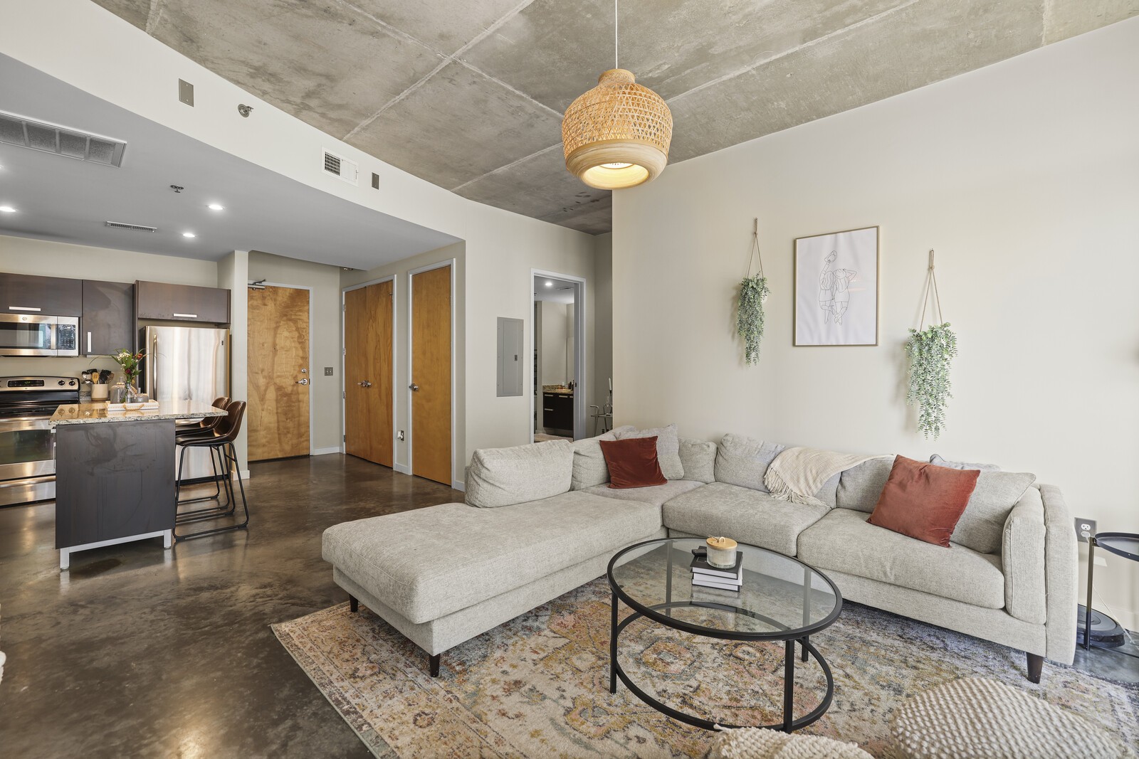 600 12th Ave S Unit: 620