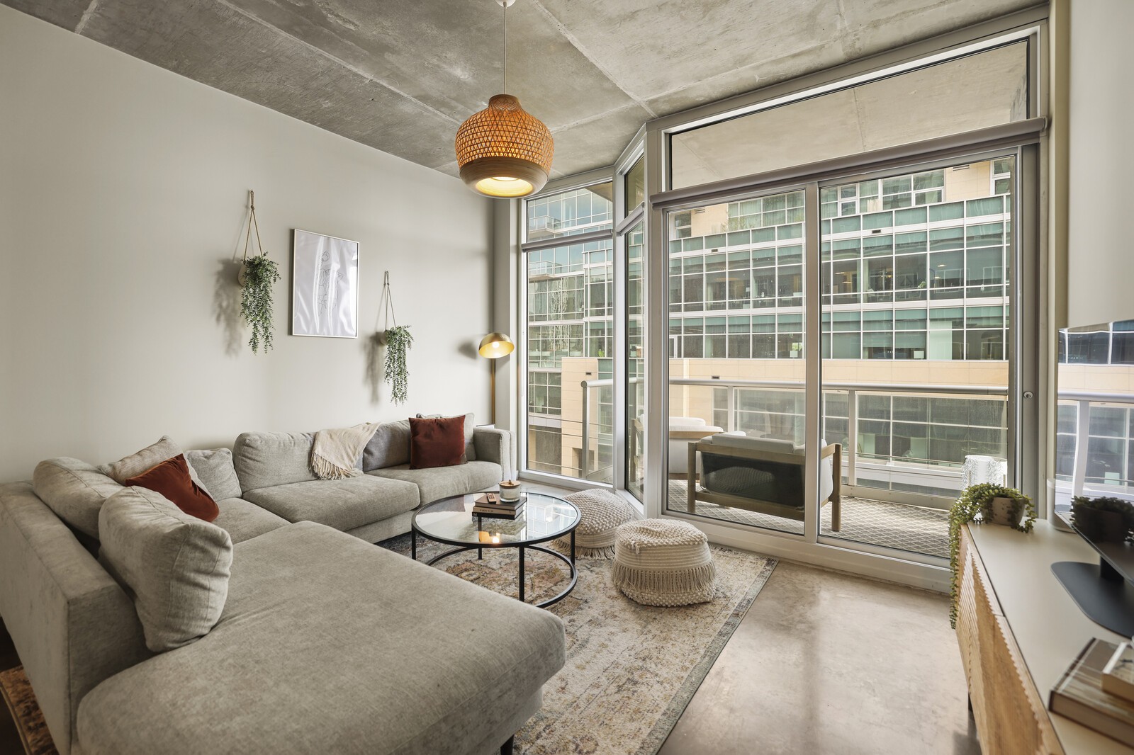 600 12th Ave S Unit: 620