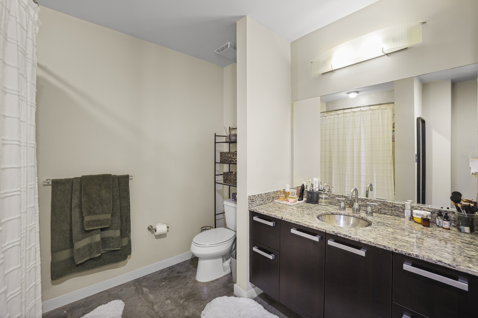 600 12th Ave S Unit: 620