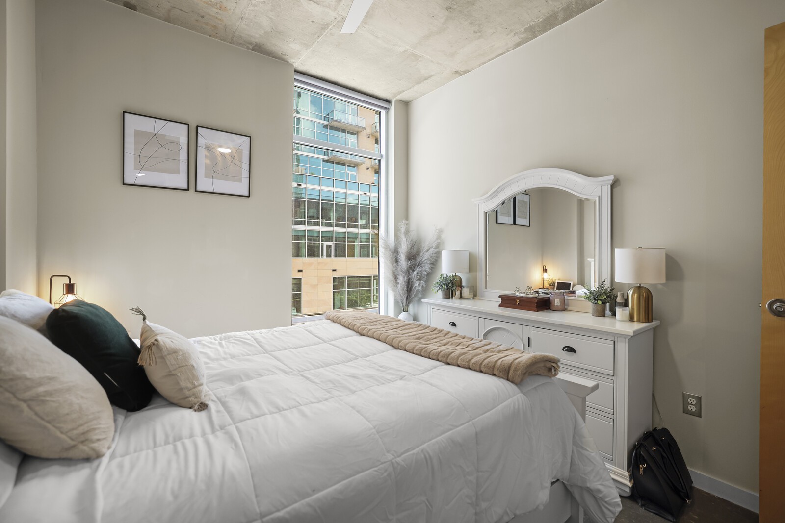 600 12th Ave S Unit: 620