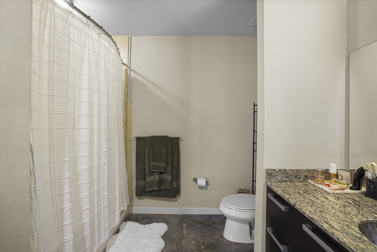 600 12th Ave S Unit: 620