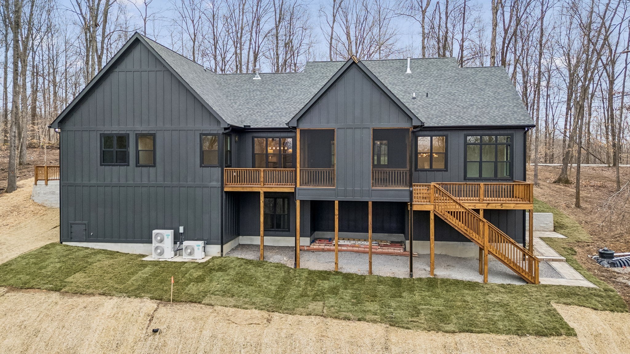 8678 Poplar Creek Rd