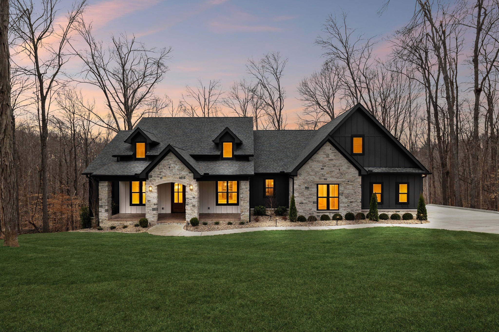 8678 Poplar Creek Rd