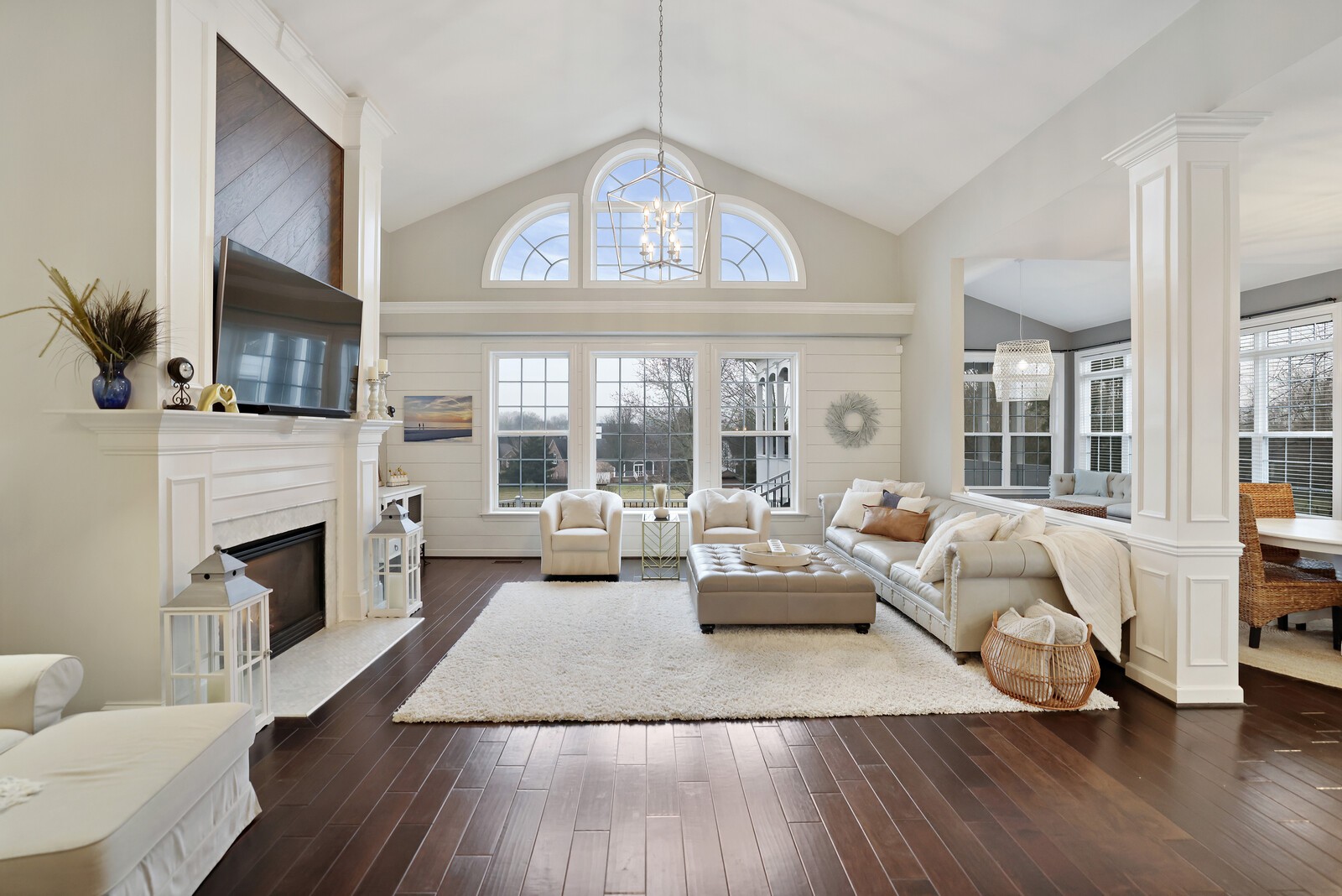 1829 Bronwyn Ct