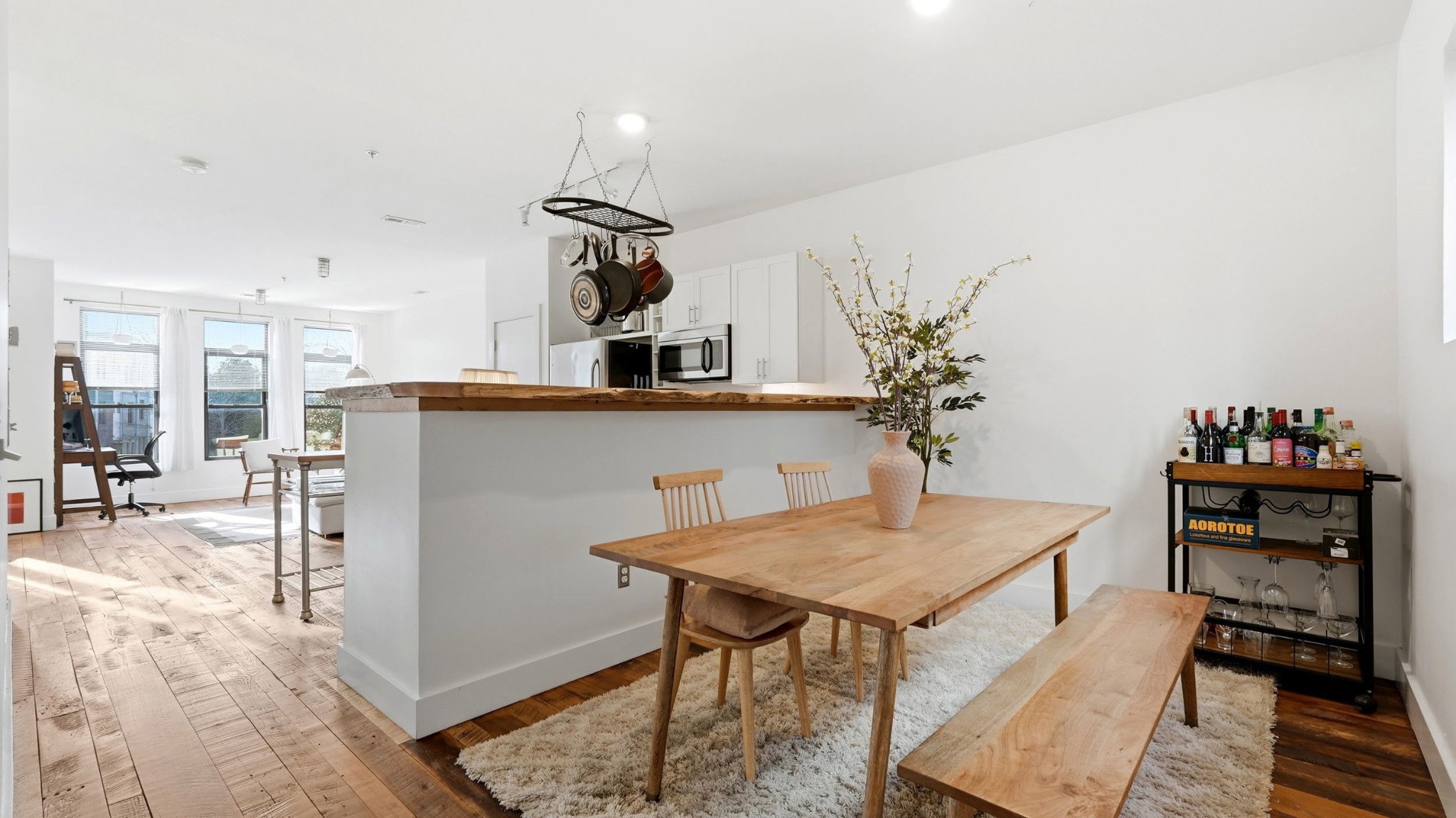 1225 4th Ave, S Unit: 114