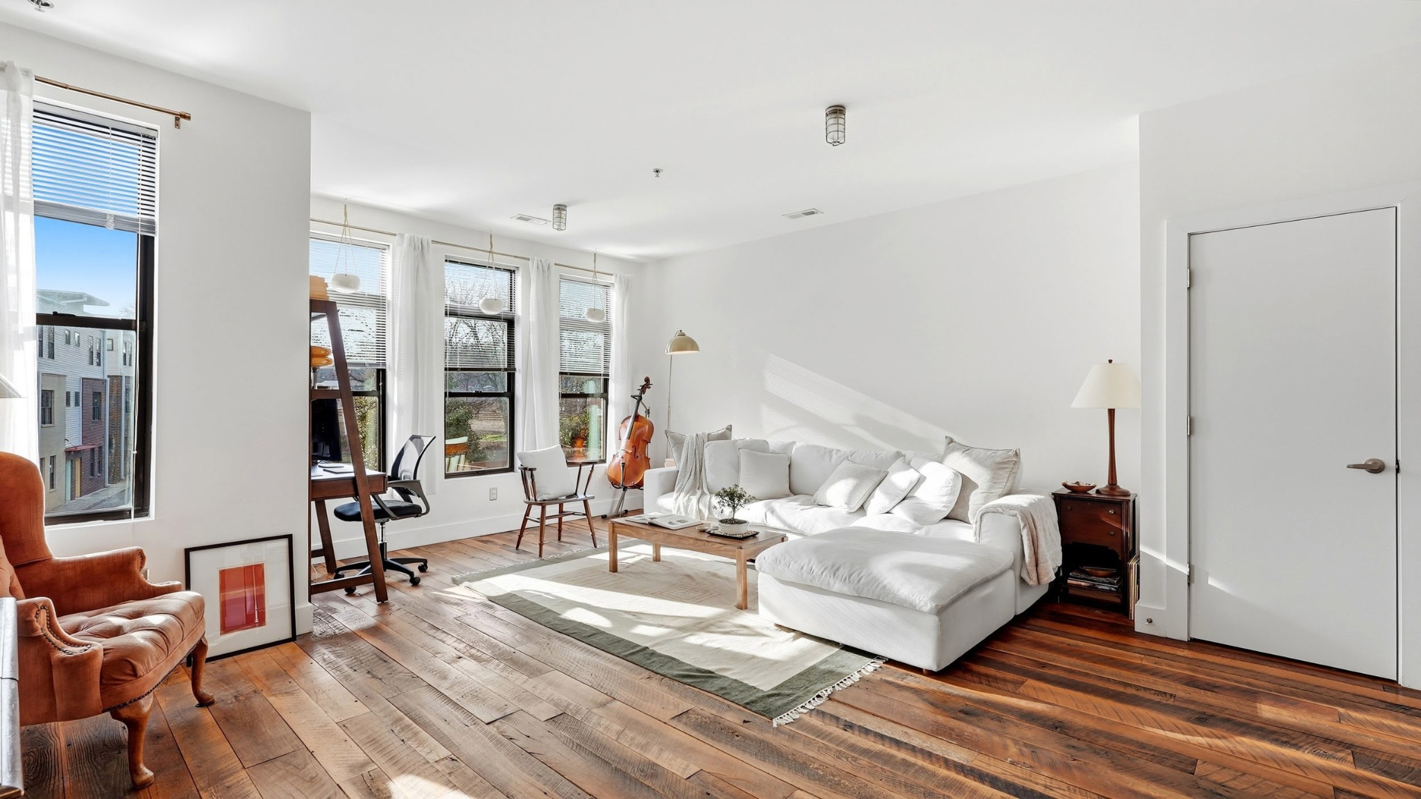 1225 4th Ave, S Unit: 114