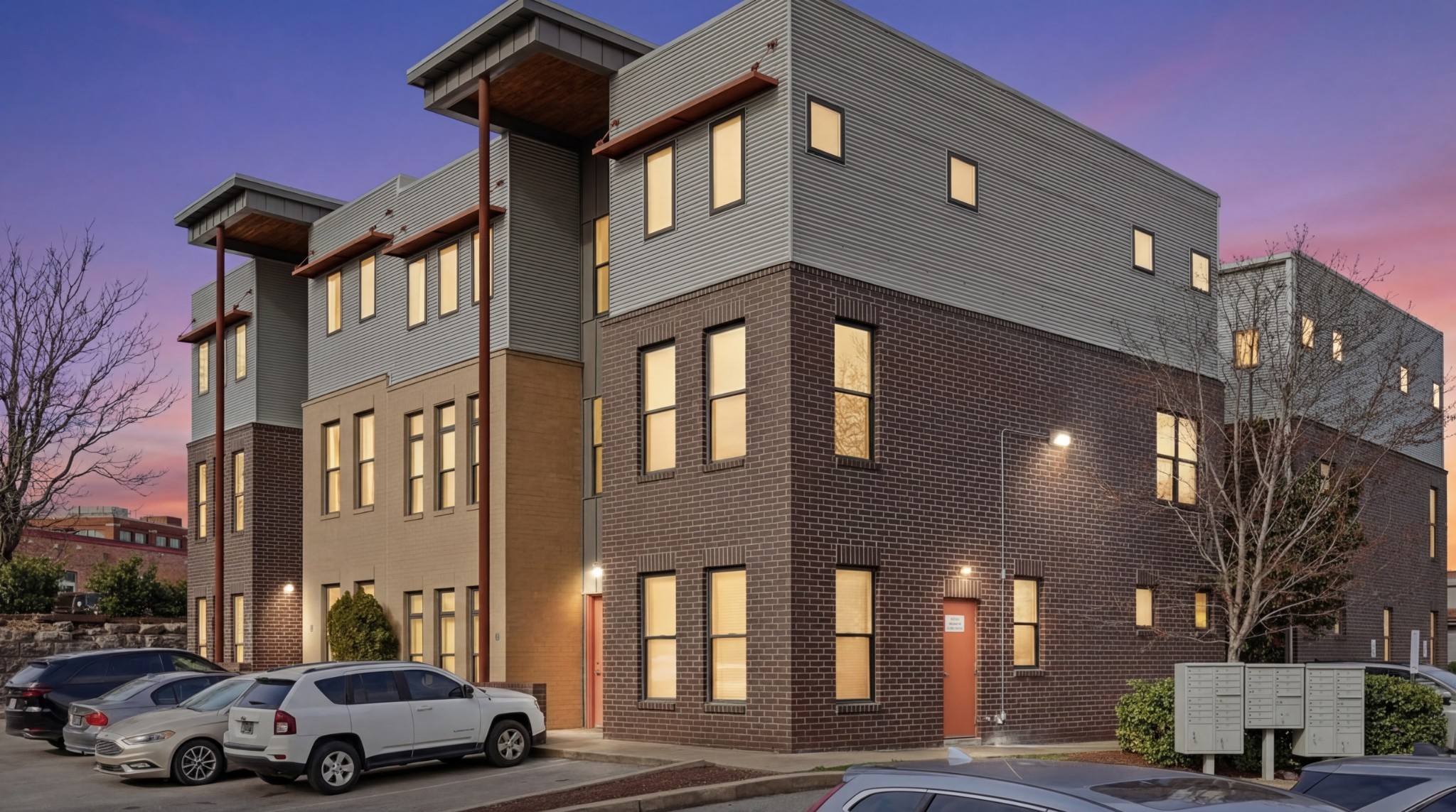 1225 4th Ave, S Unit: 114