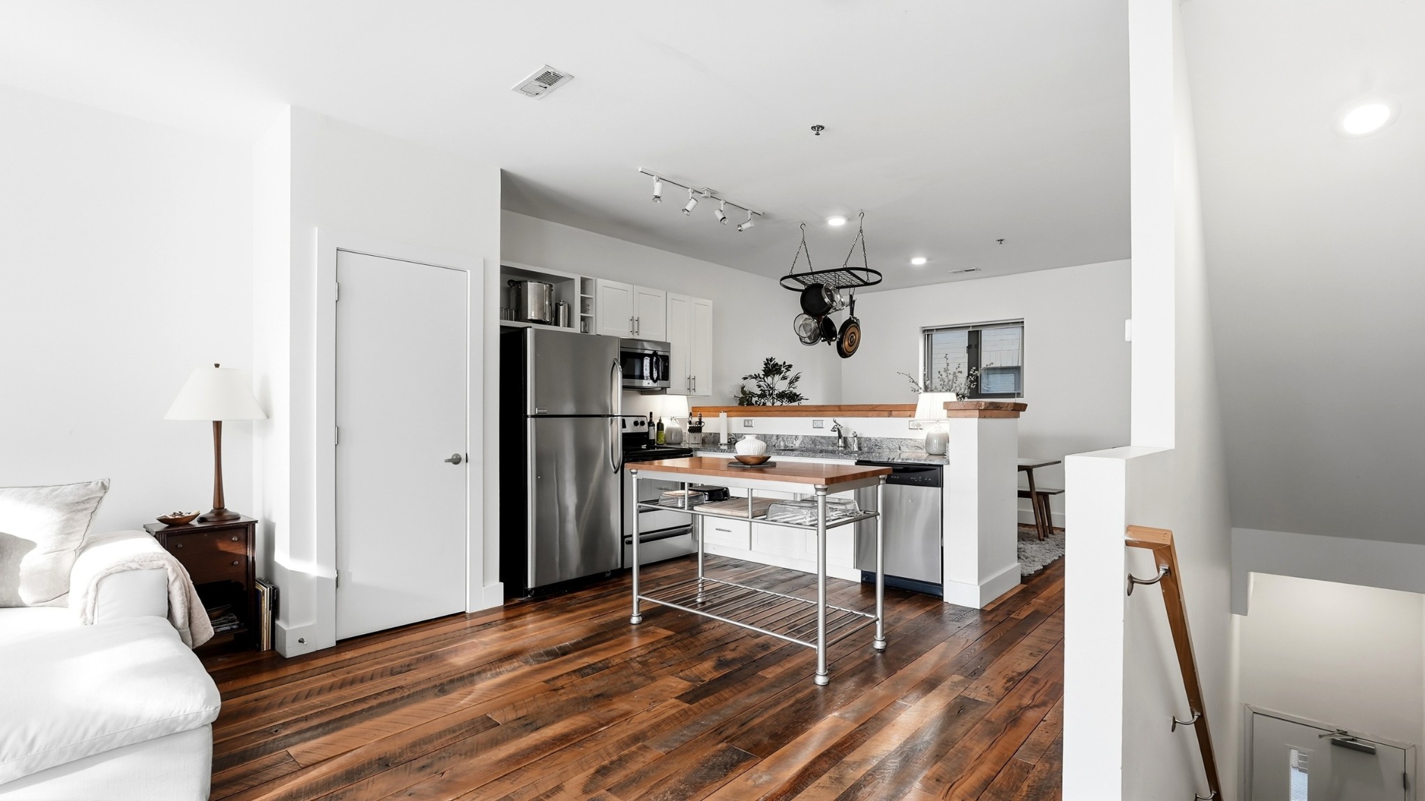 1225 4th Ave, S Unit: 114