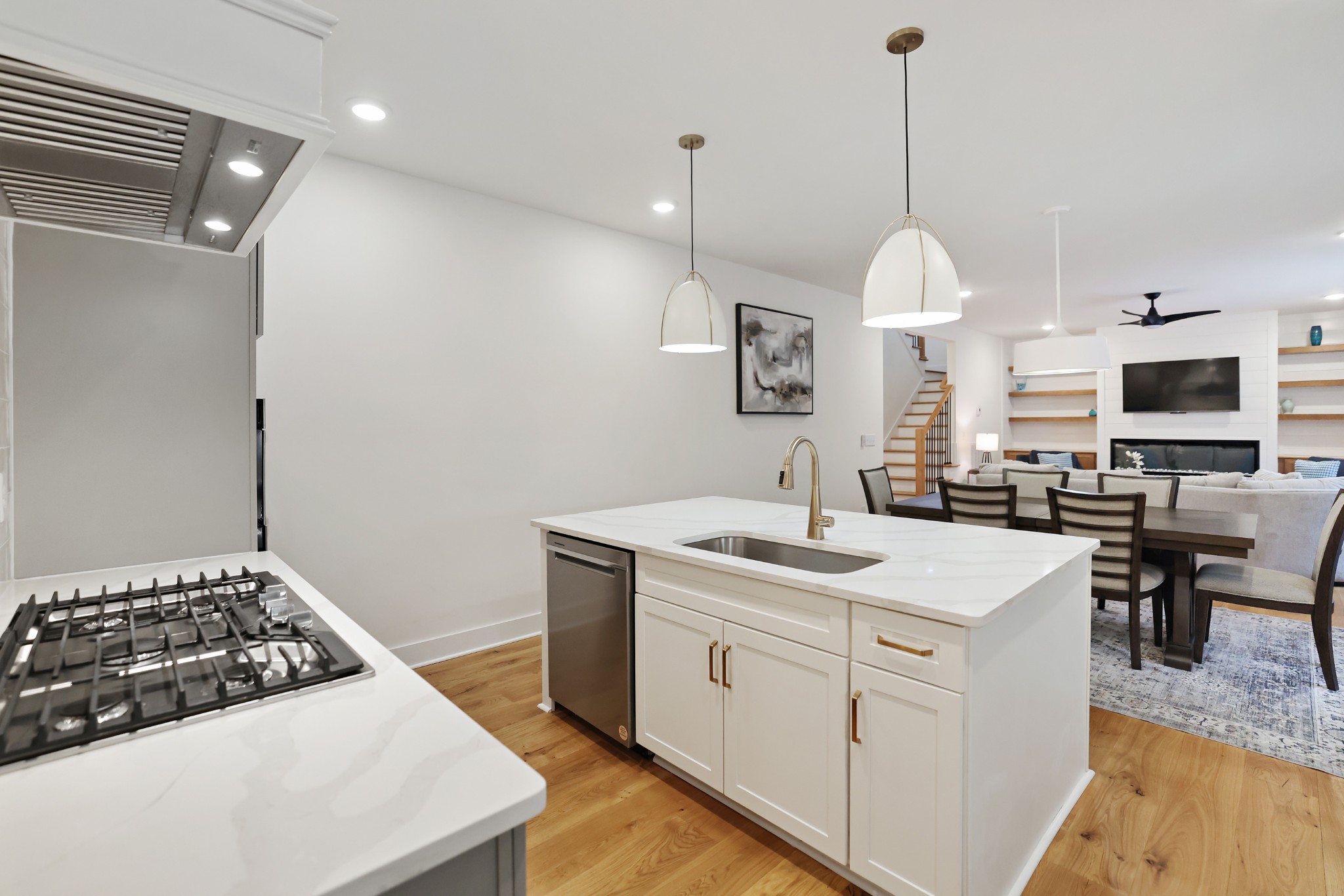 7674 Sawyer Brown Rd