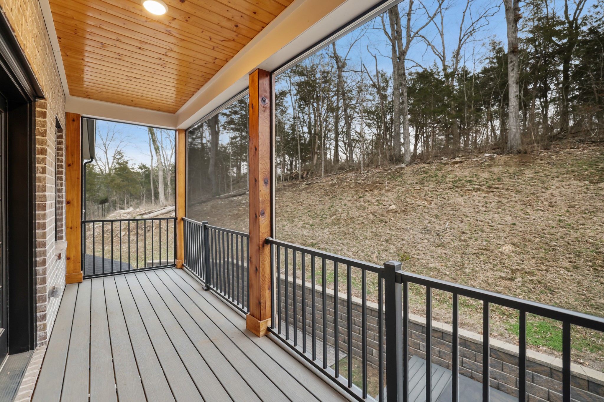 7674 Sawyer Brown Rd