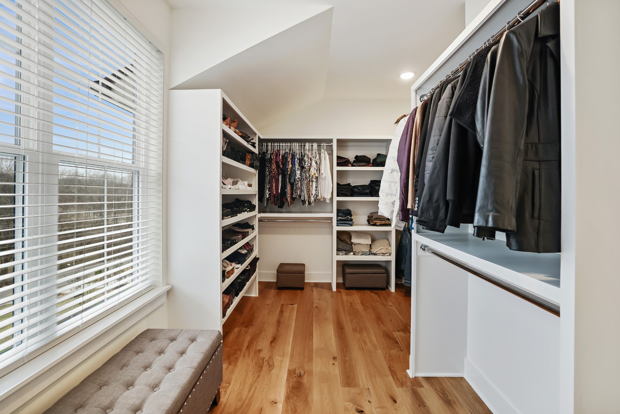 7674 Sawyer Brown Rd