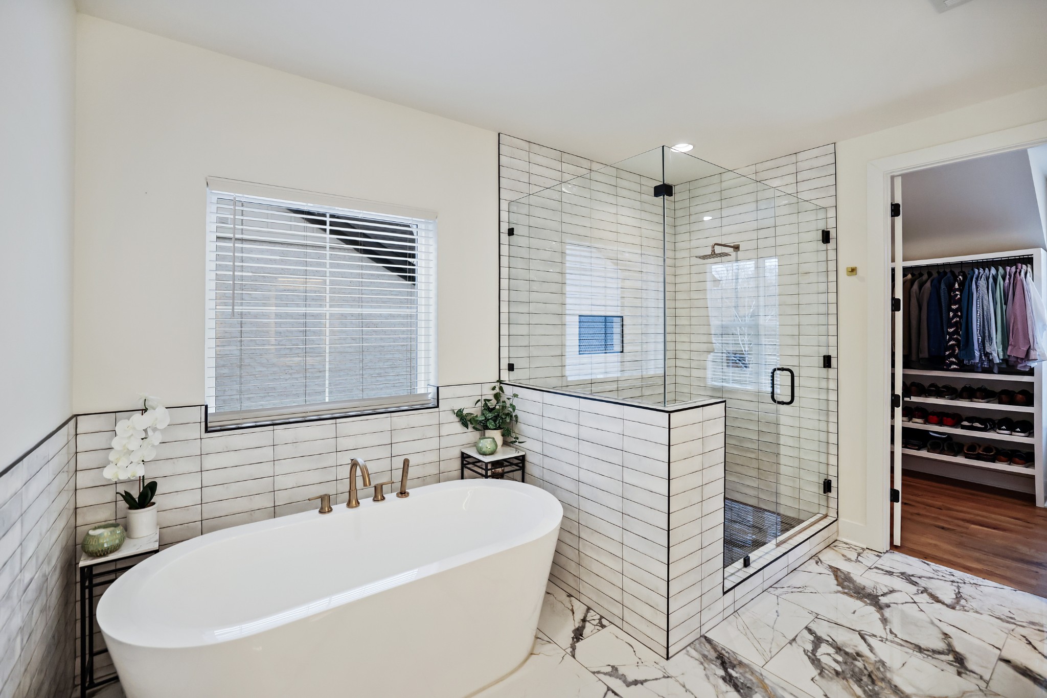 7674 Sawyer Brown Rd