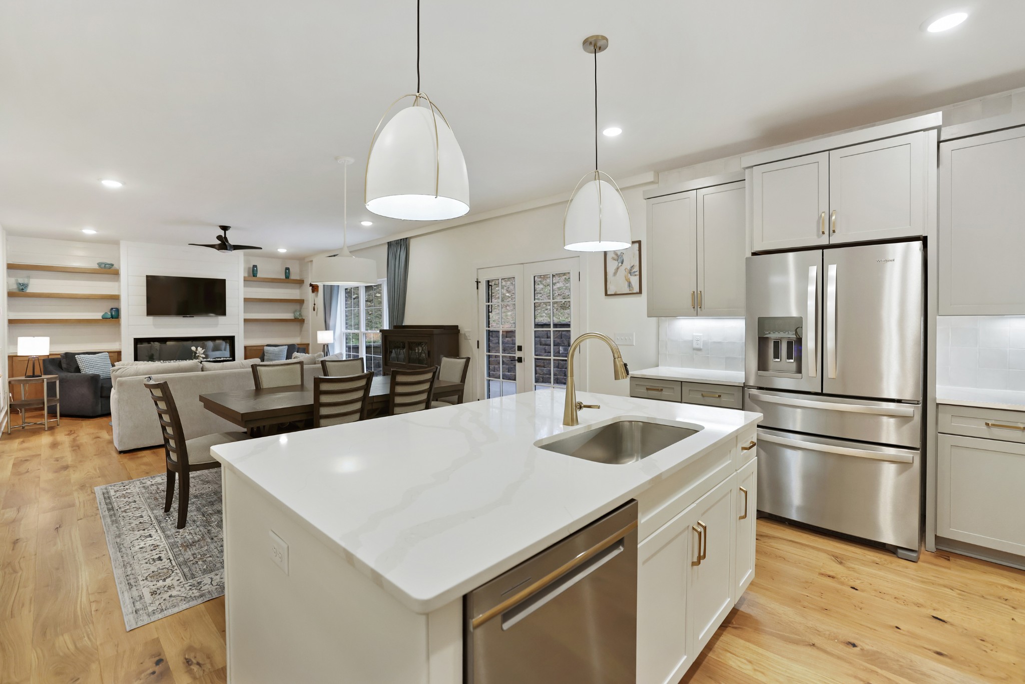 7674 Sawyer Brown Rd