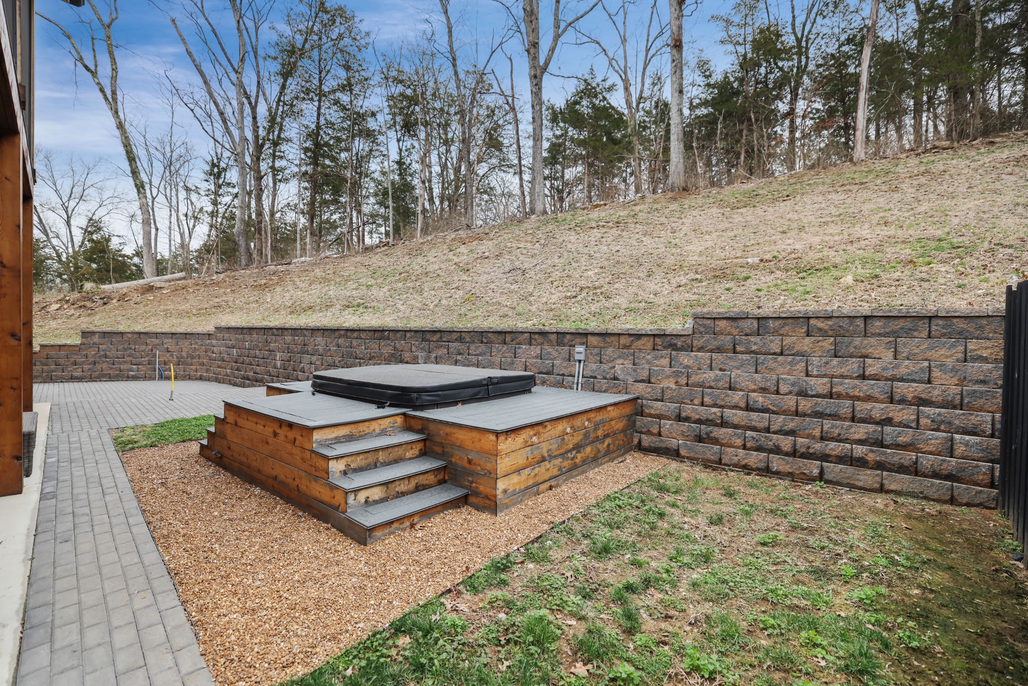 7674 Sawyer Brown Rd