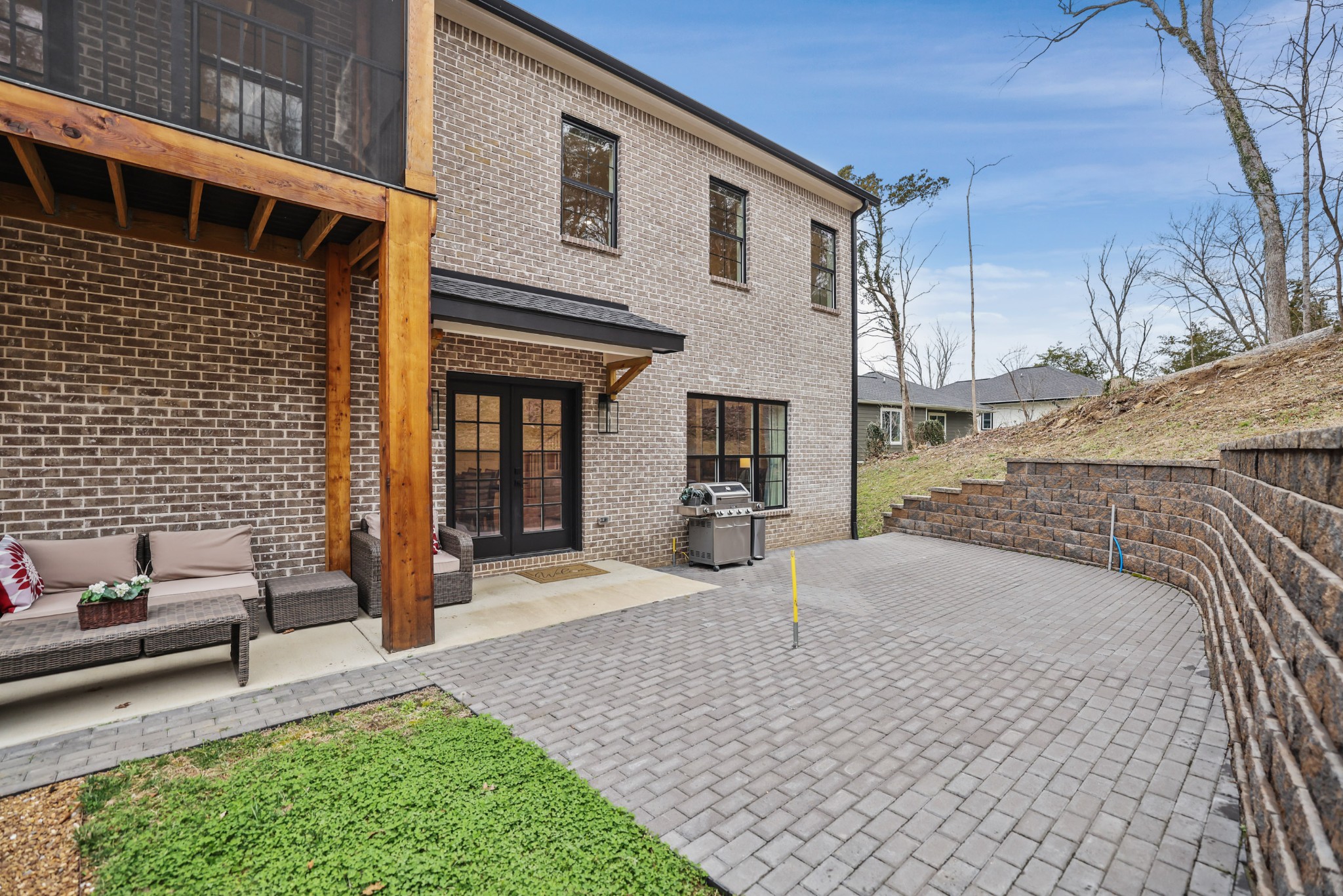 7674 Sawyer Brown Rd