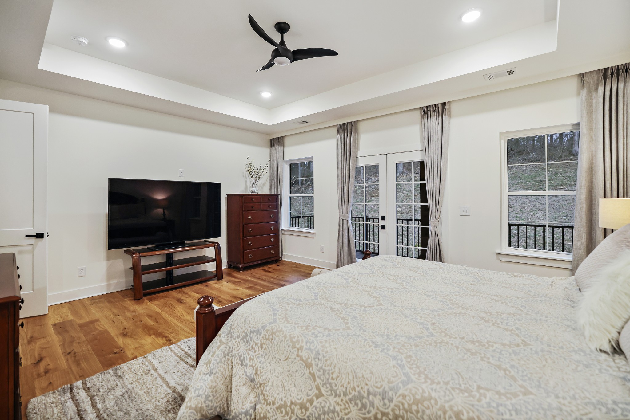 7674 Sawyer Brown Rd