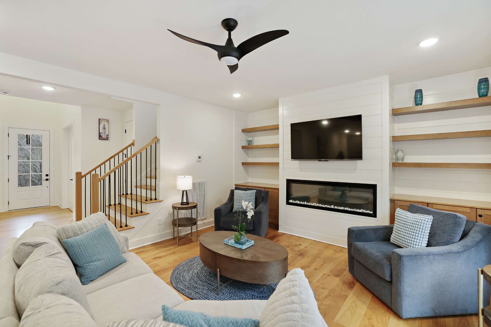 7674 Sawyer Brown Rd