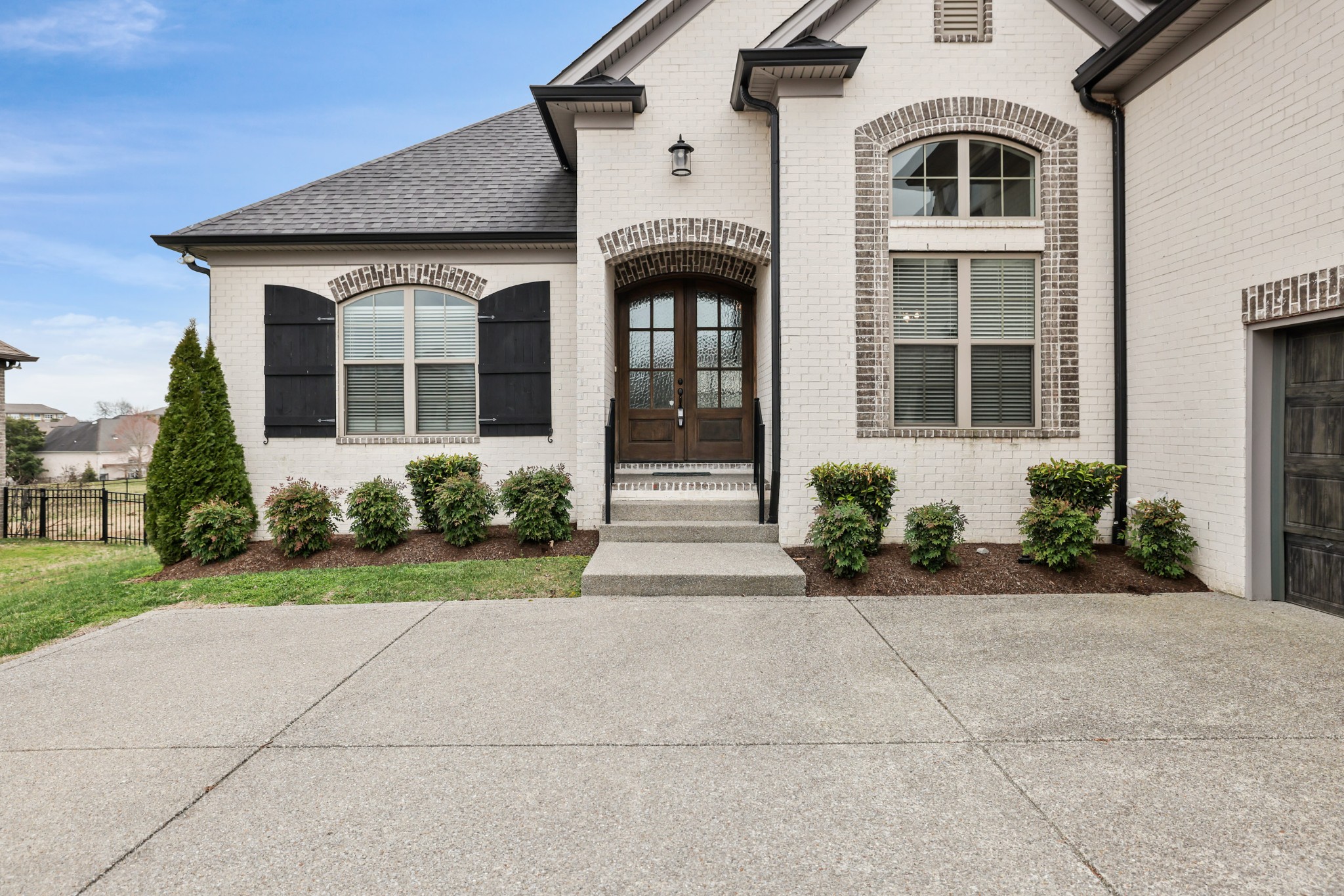 1104 Yearling Pl